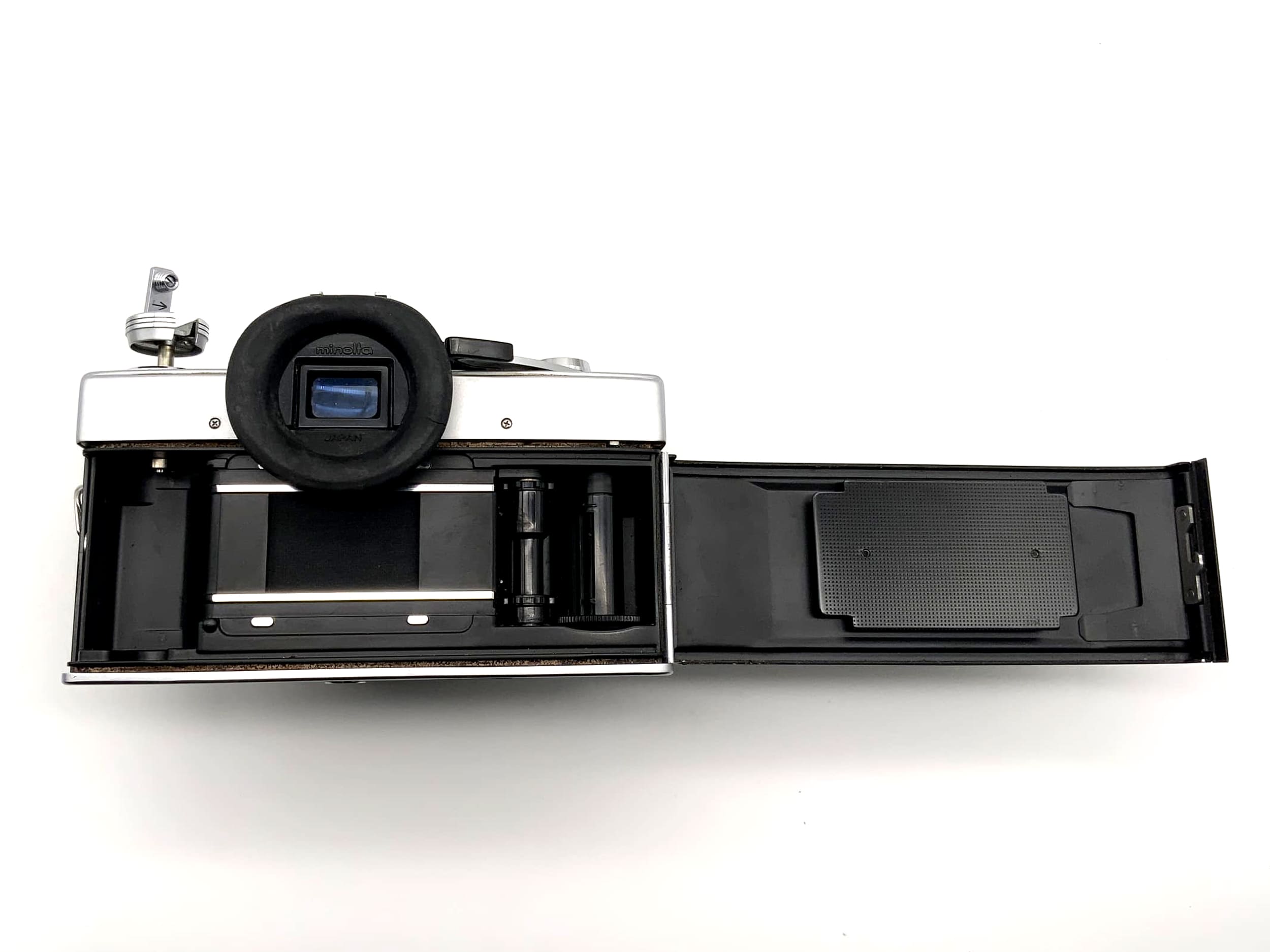Minolta SRT 101 avec appareil photo reflex Minolta MD 1.7 50 mm analogique 35 mm