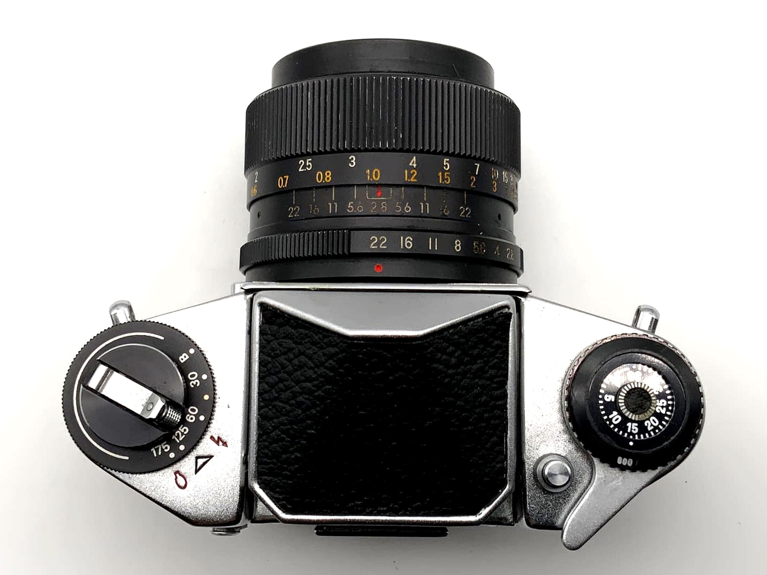 Exakta EXA 1b with Revuenon 2.8 35mm lens SLR camera 35mm analog