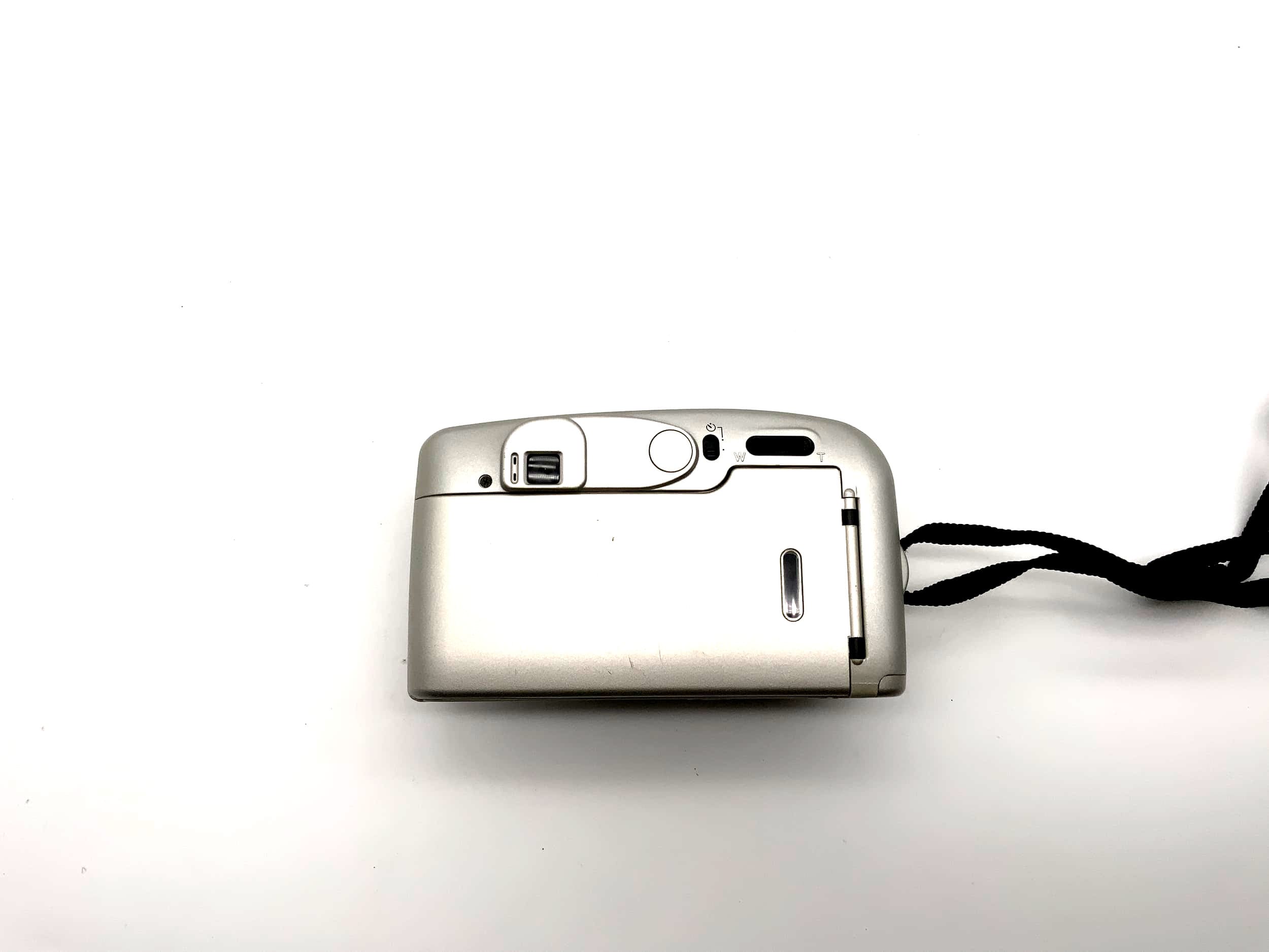 Yashica EZS Zoom 105 appareil photo analogique compact 35 mm autofocus point & shoot