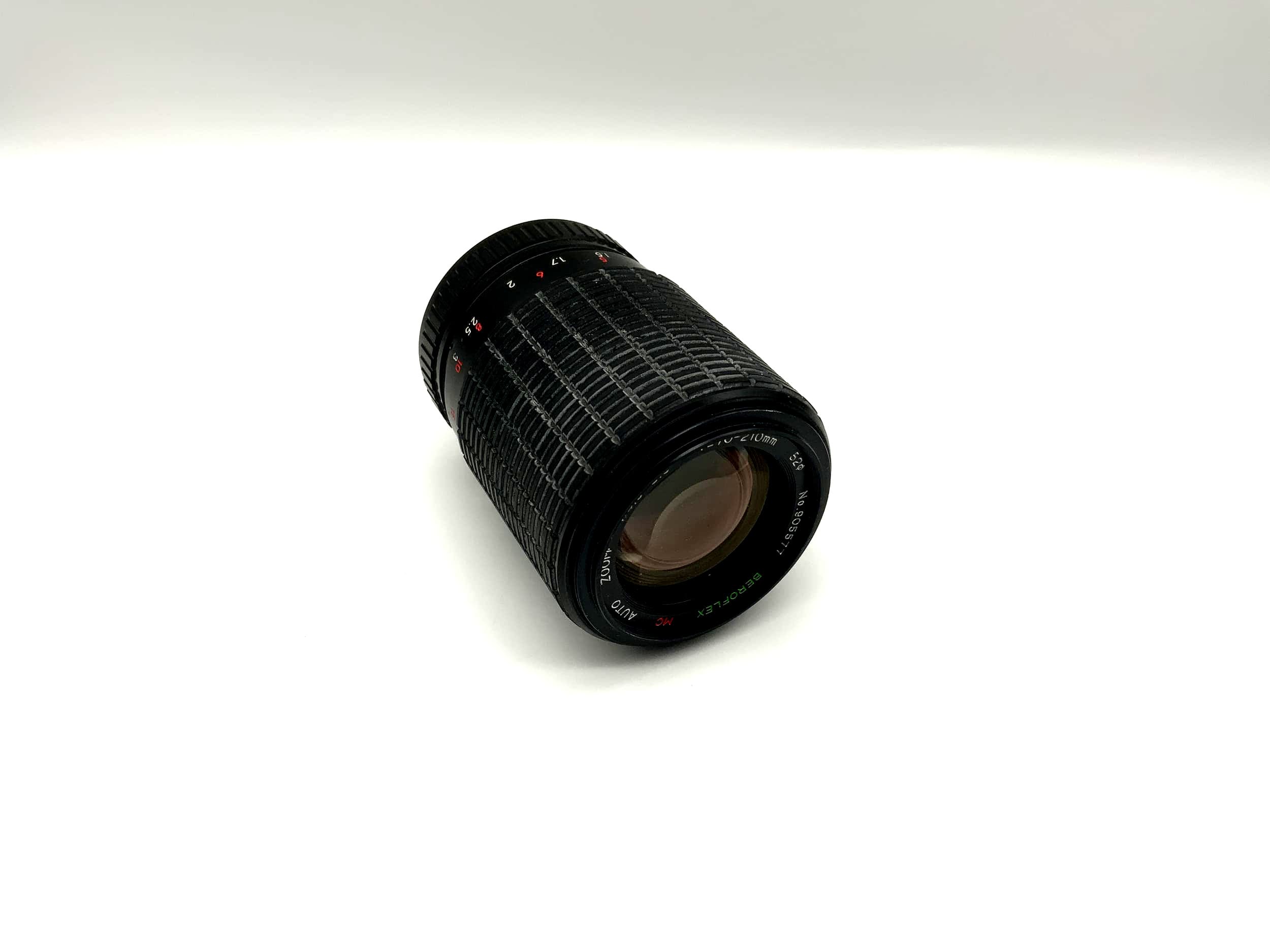 Beroflex MC Auto 70-210mm f/4-5.6 analog lens (Praktica B)