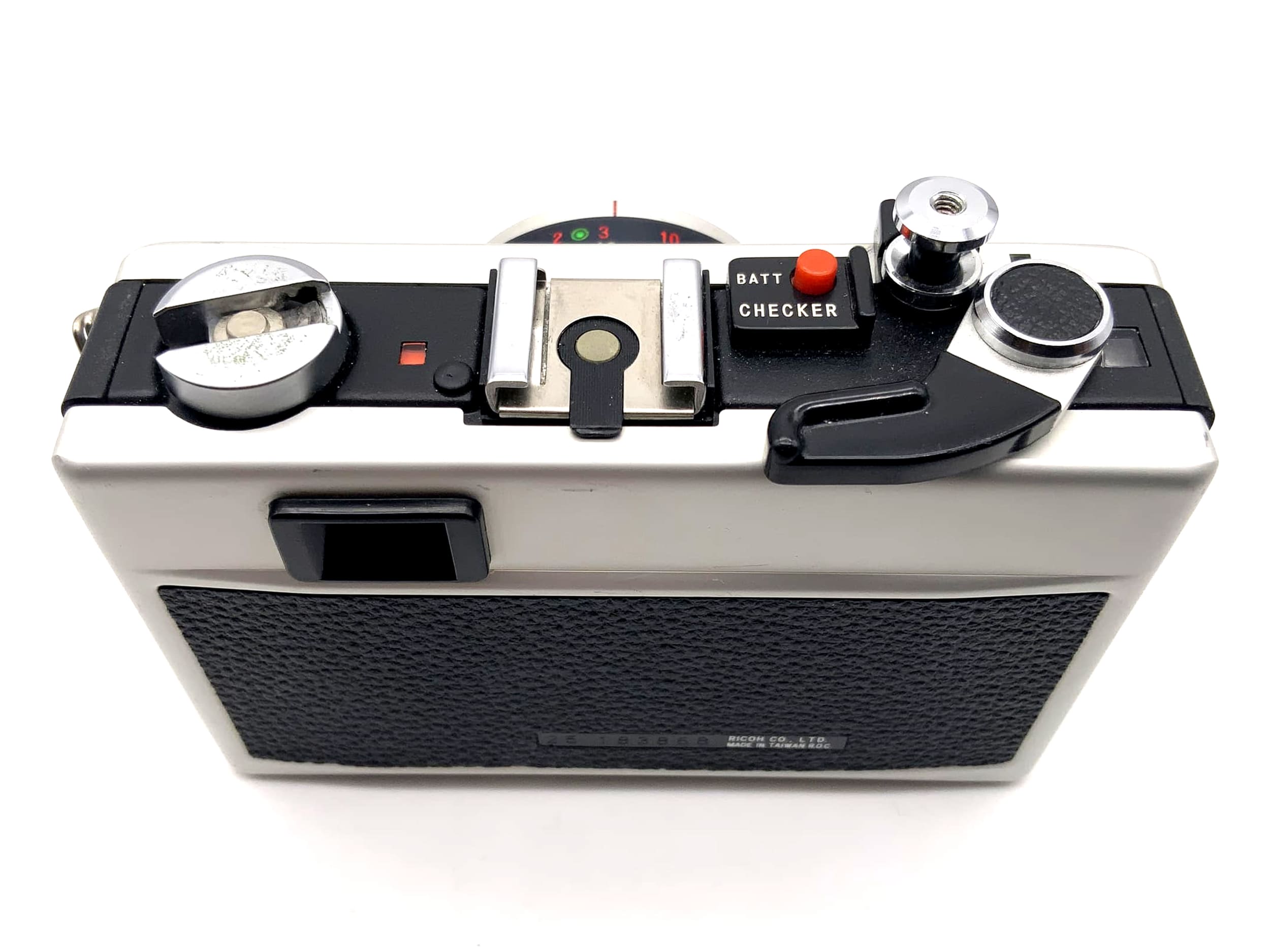 Appareil photo télémétrique Ricoh 500 GX avec appareil photo compact Rikenon 40 mm 1:2,8 35 mm défectueux