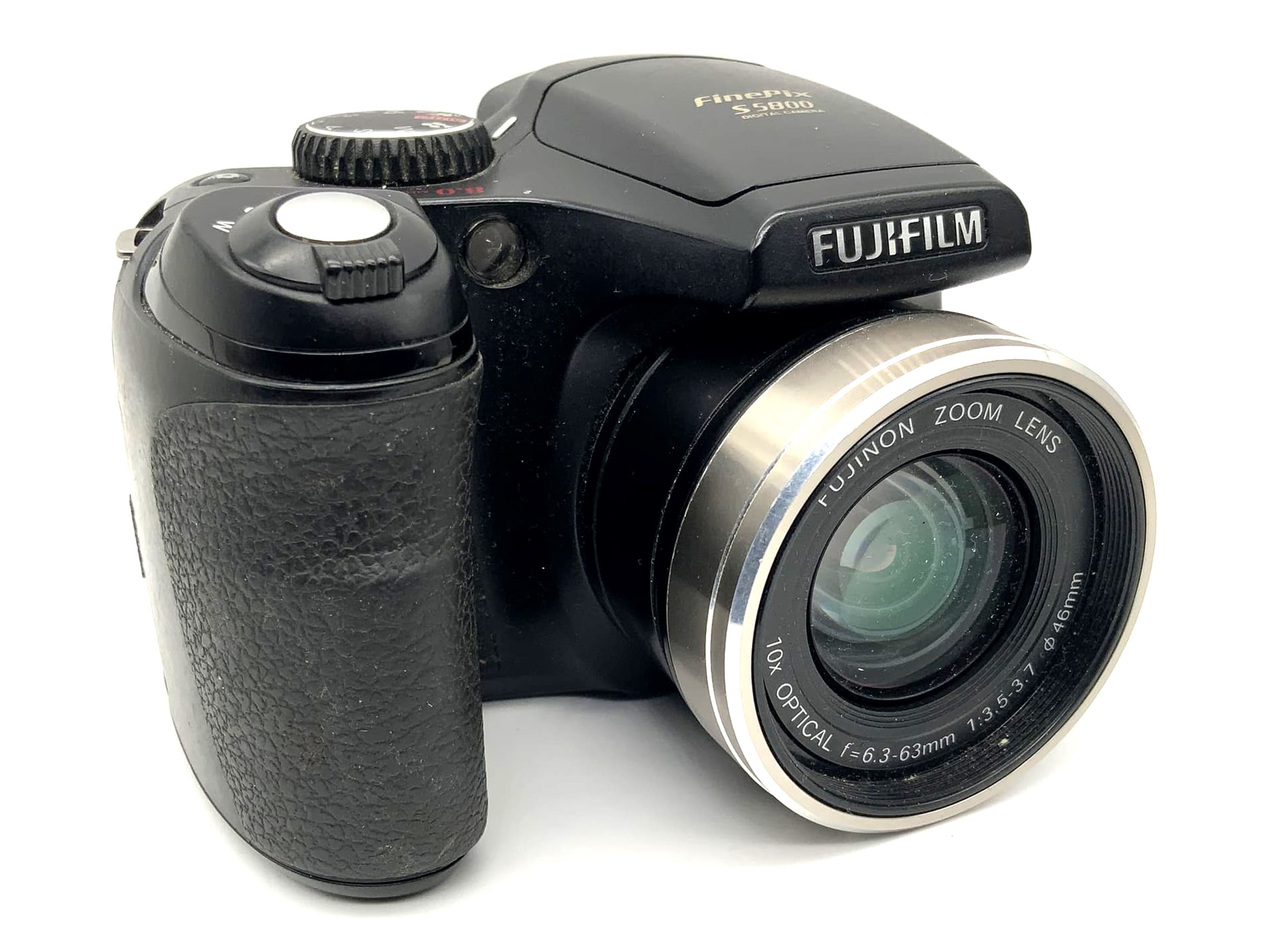 Fujifilm Finepix S5800 avec objectif zoom 10x optique f=6,3-63 mm 1:3,5-3,7 8,0 MP