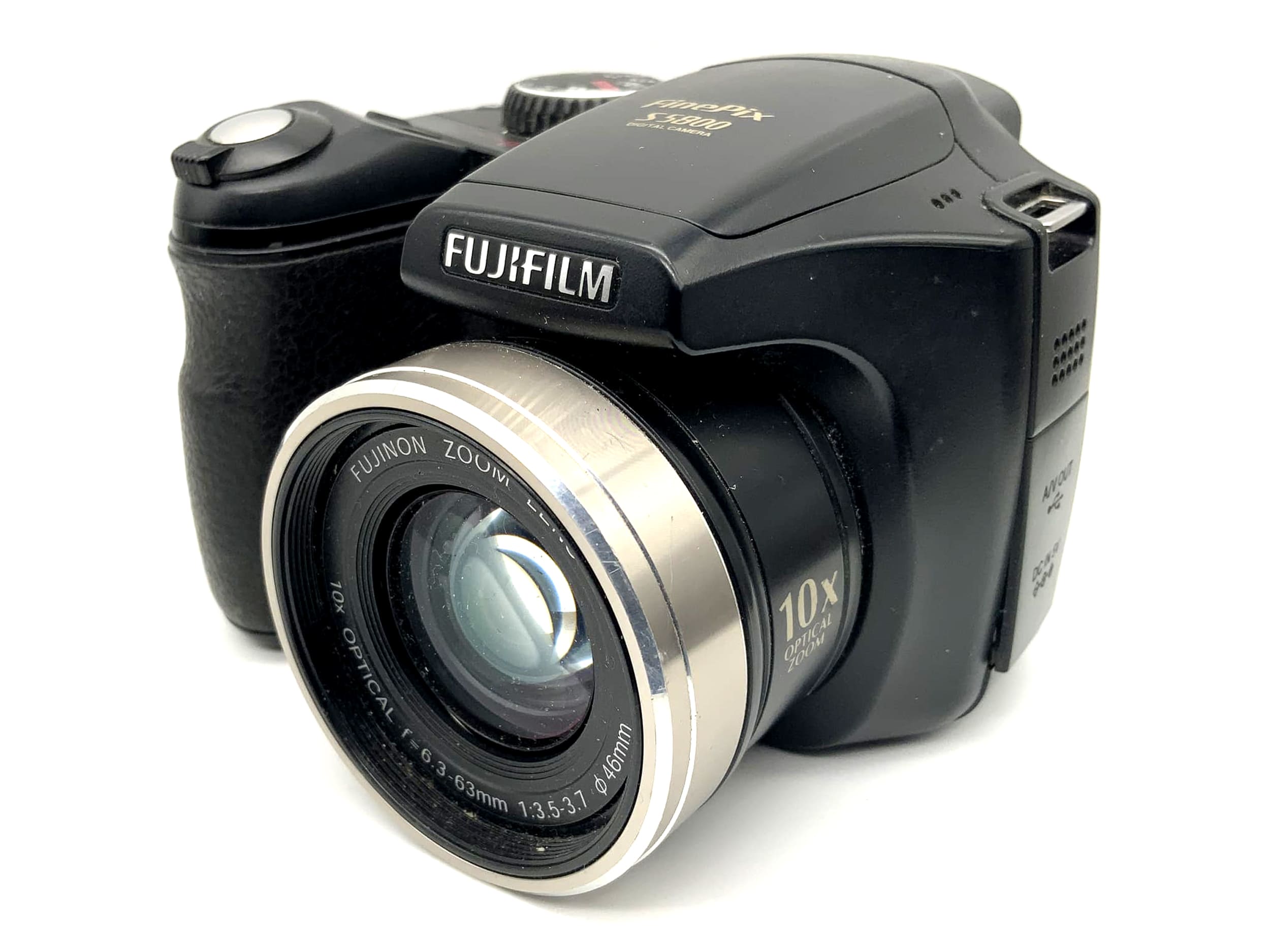 Fujifilm Finepix S5800 avec objectif zoom 10x optique f=6,3-63 mm 1:3,5-3,7 8,0 MP