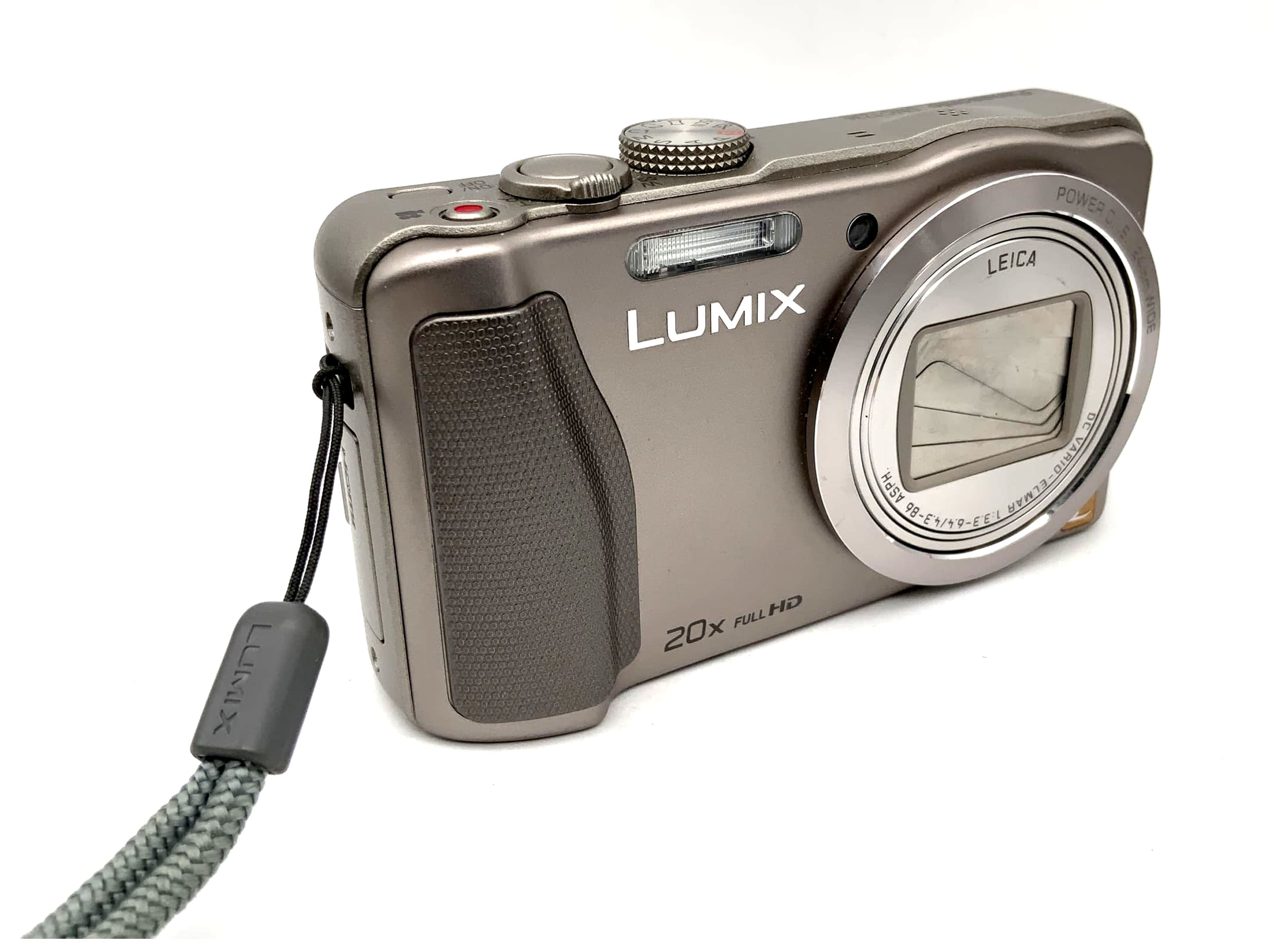 Panasonic Lumix DMC-TZ36 Leica DC Vario-Elmar 1:3,3-6,4/4,3-86 ASPH 24 mm grand angle