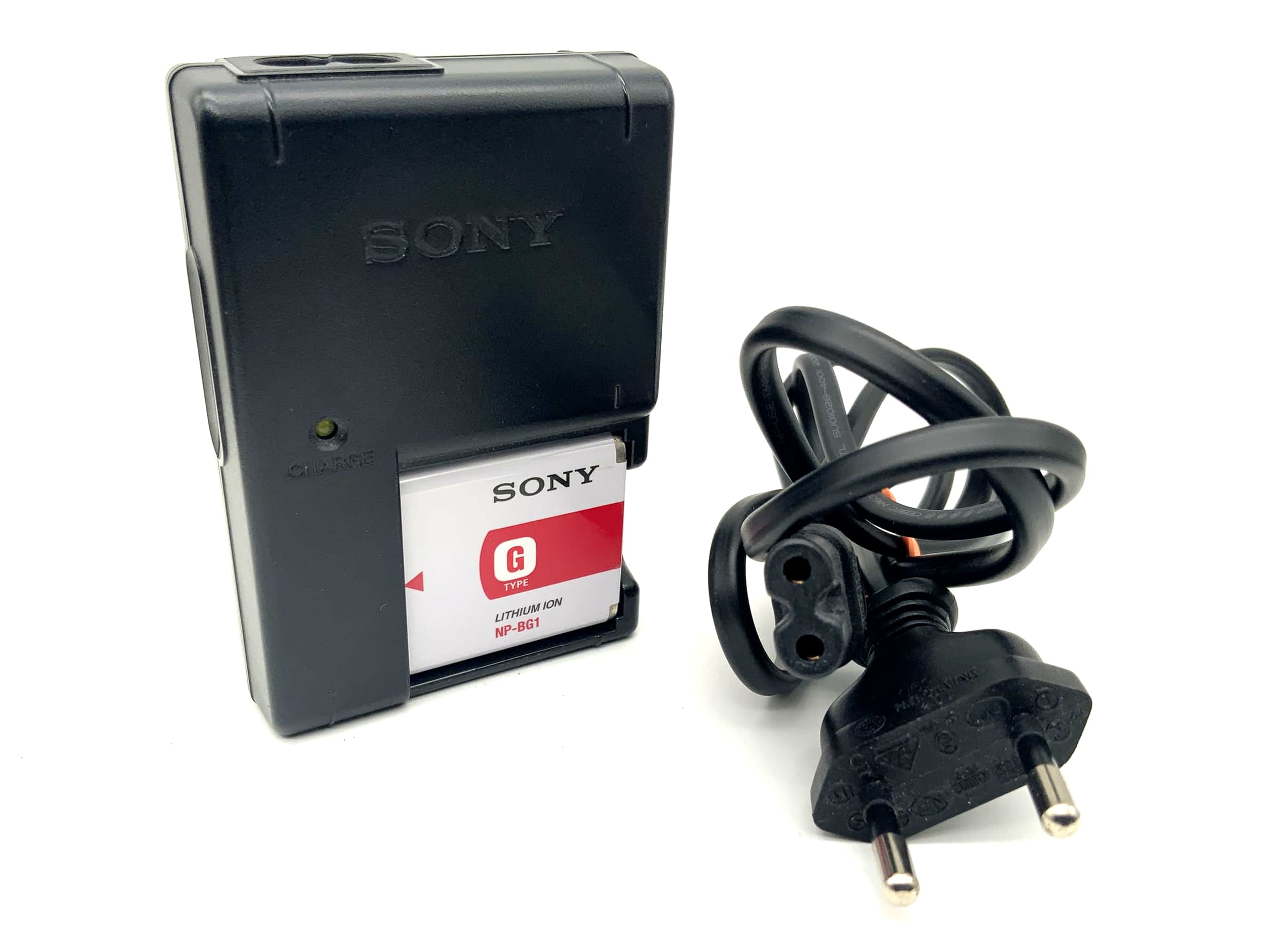 Sony Cyber-shot DSC-W50 mit Carl Zeiss Vario-Tessar 2,8-5,2/6,3-18,9 6.0 MP
