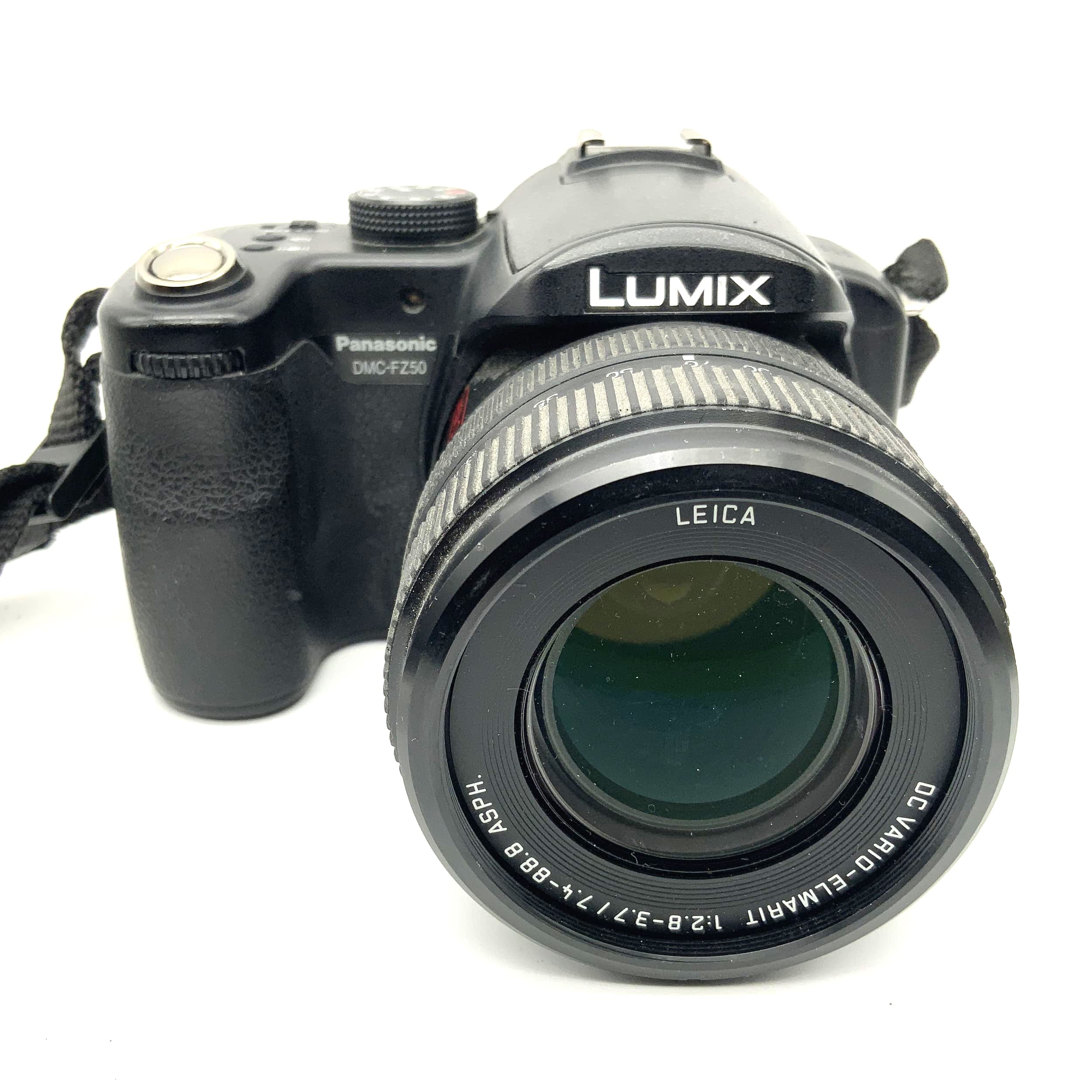 Panasonic Lumix DMC-FZ50 Leica DC Vario-Elmarit 1:2,8-3,7 / 7,4-88,8 zoom 12x