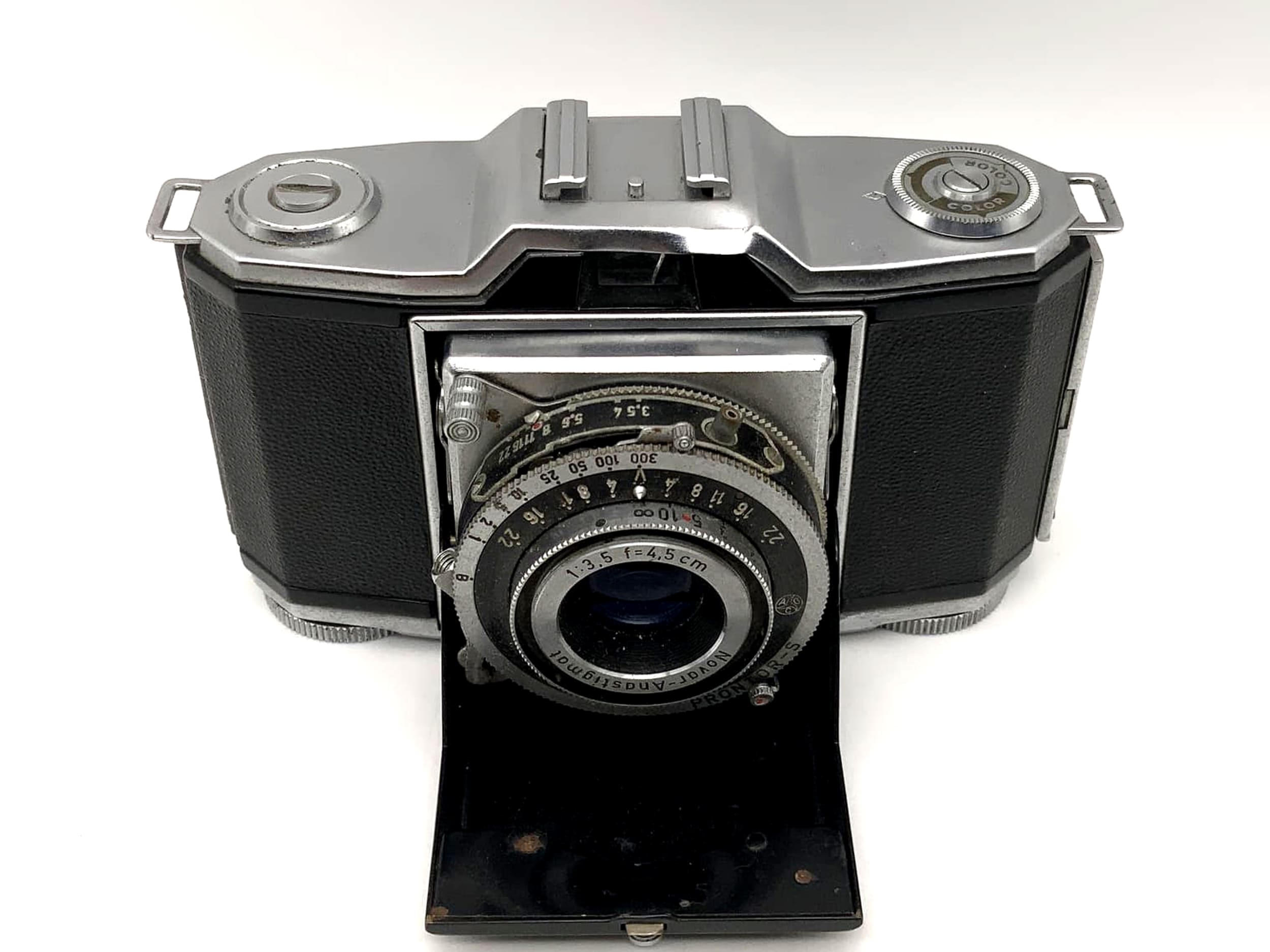 Appareil photo pliable Zeiss Ikon Ikonta 522/24 avec Novar Anastigmat 1:3,5 f=4,5cm ProntorS