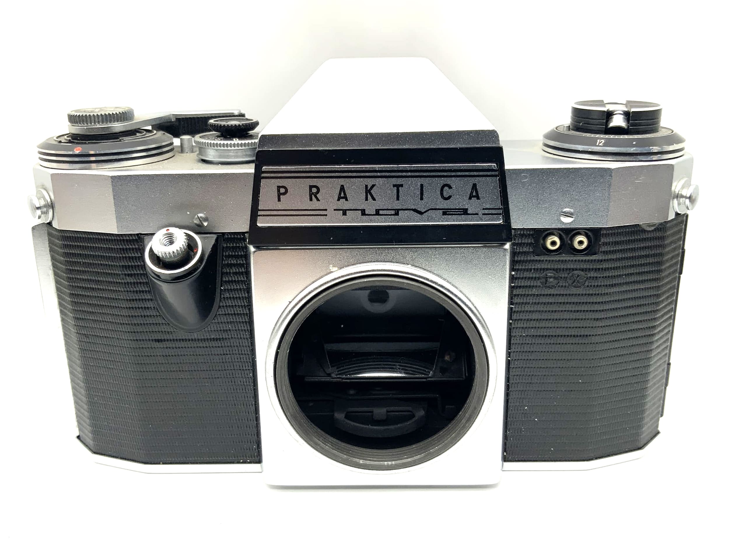 Appareil photo reflex 35 mm Praktica Nova avec boîtier Pentacon (M42)