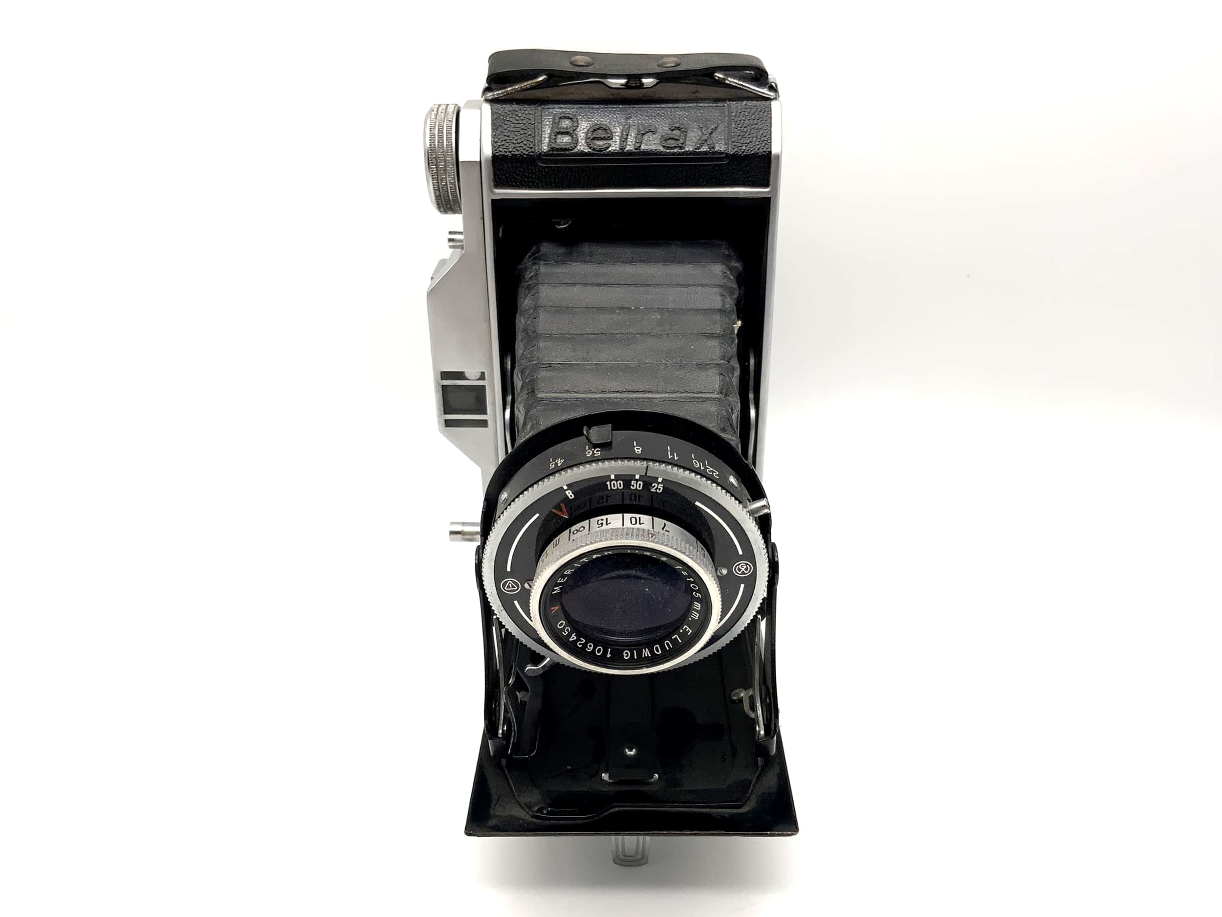Beier Beirax folding camera with E.Ludwig Meritar 1:4.5 f=105mm Junior