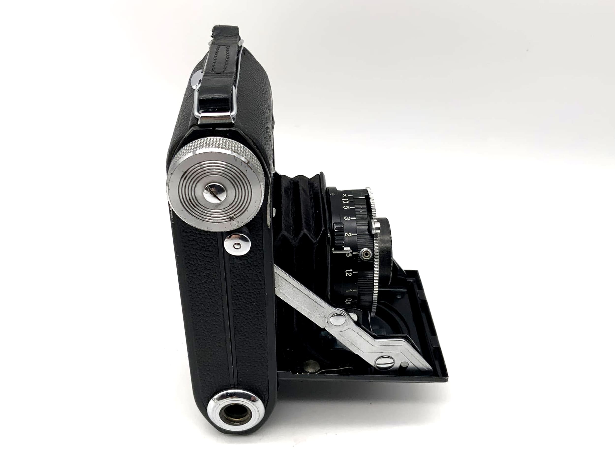 Appareil photo pliant Balda Beltica avec objectif Carl Zeiss Tessar 1:3,5 f = 5 cm rouge T Cludor