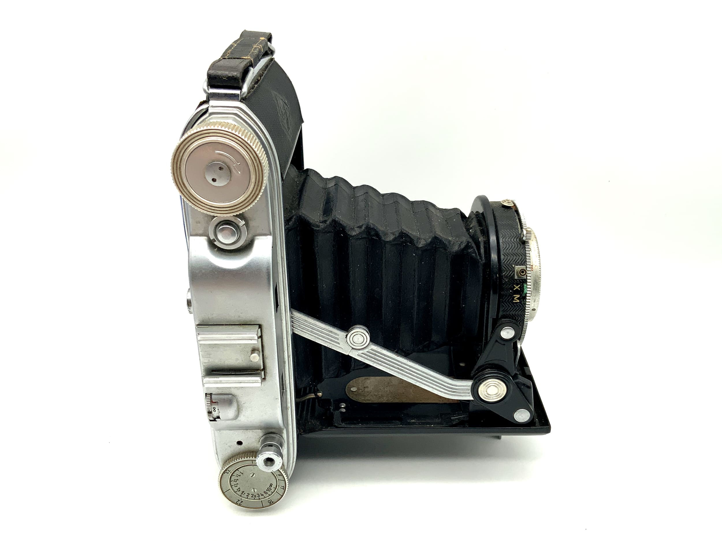 Agfa Record III folding camera with Solinar 1:4.5 105mm Synchro Compur analogue camera