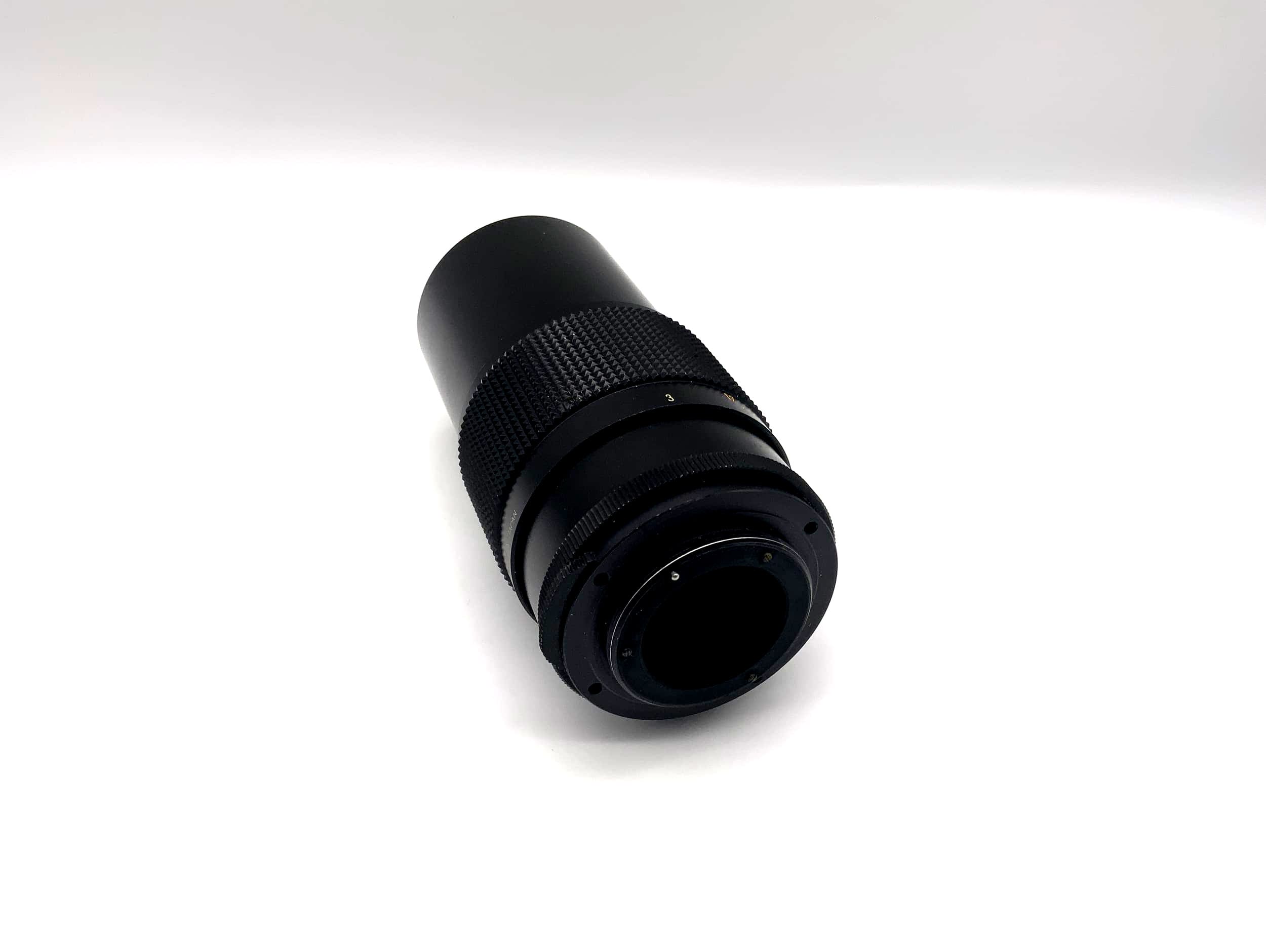 Raynox 200mm 1:3.5 Telephoto Camera Lens (M42)