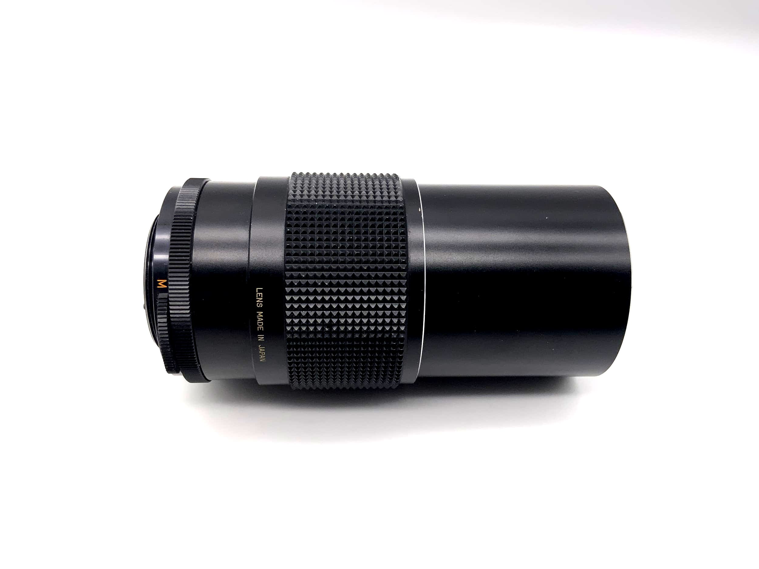 Raynox 200mm 1:3.5 Telephoto Camera Lens (M42)