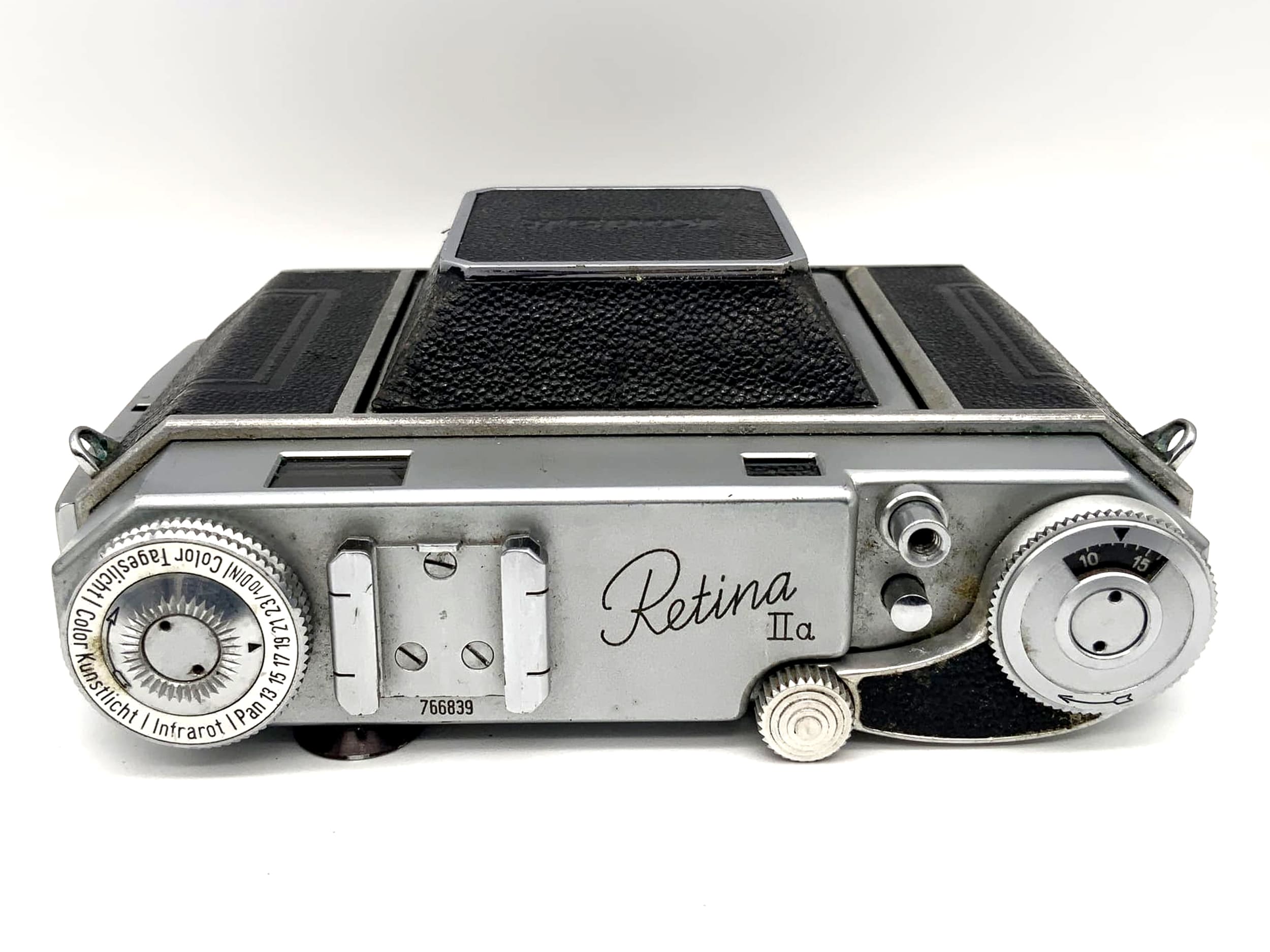 Kodak Retina IIa folding camera with xenon 1:2 50mm 2A type 016 Schneider Kreuznach