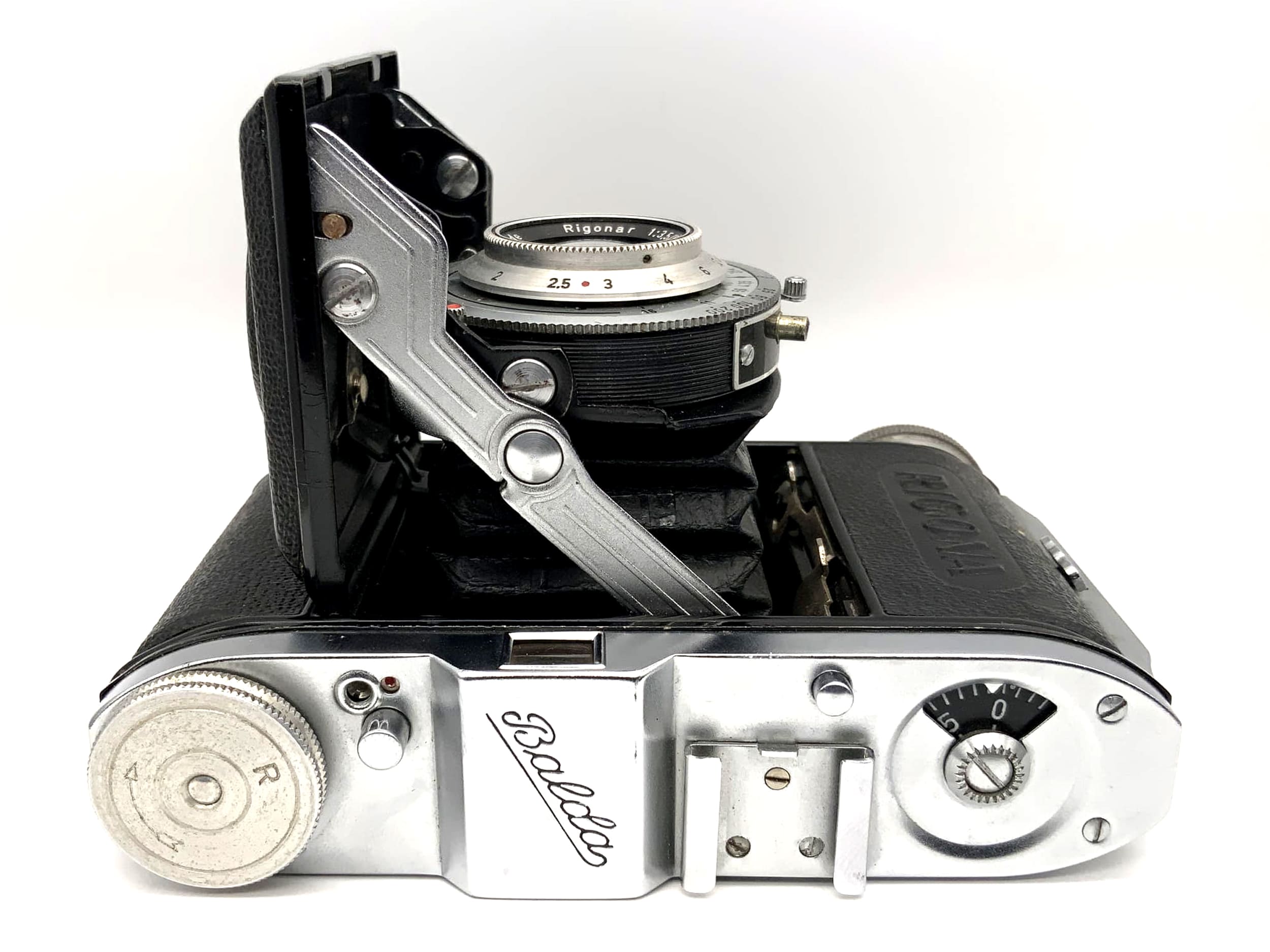 Balda Rigona folding camera with Rigonar 1:3.5 50mm red C Pronto