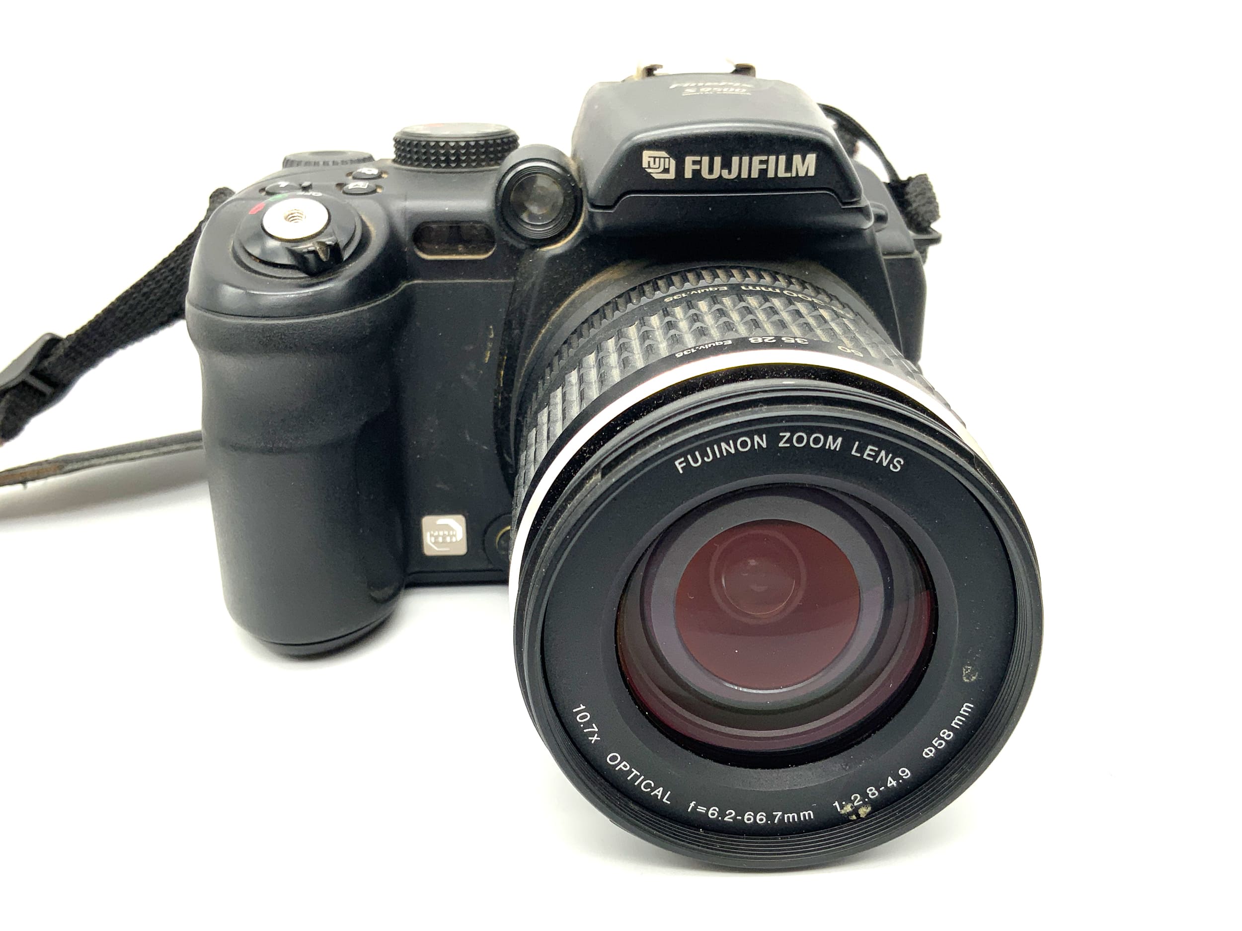 Fujifilm Finepix S9500 Bridgekamera mit 28-300mm Digitalkamera
