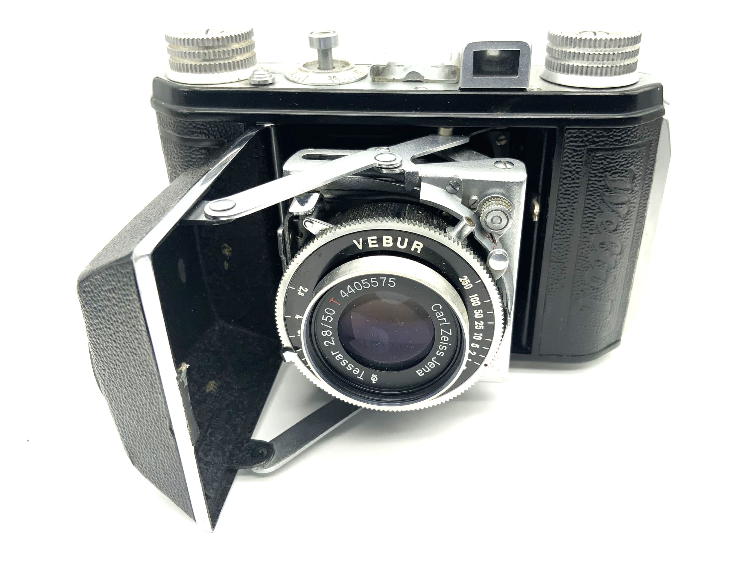 Welta Welti I folding camera with Carl Zeiss Tessar 1:2.8 50mm red T Vebur
