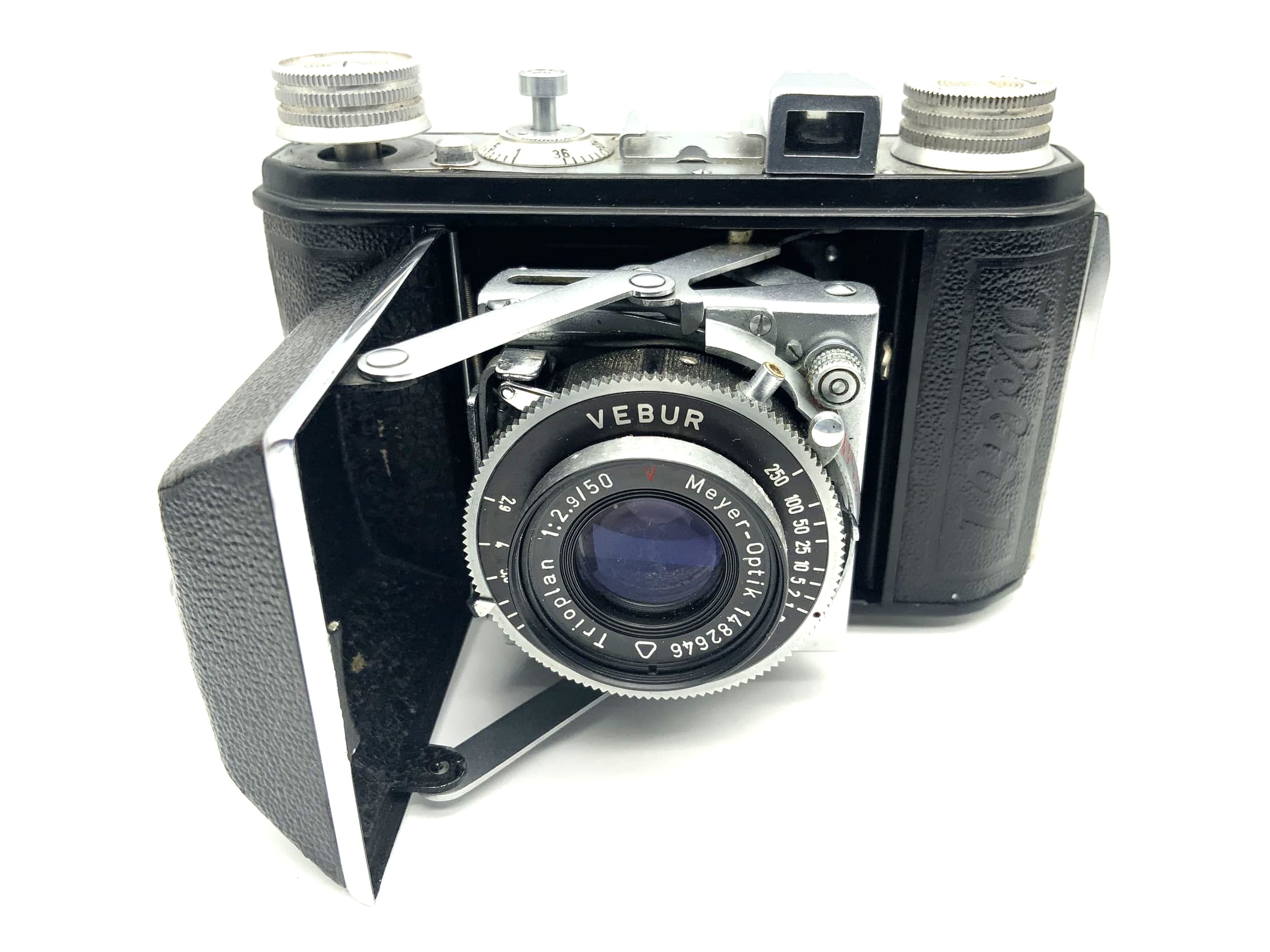 Welta Welti I folding camera with Meyer Optik Trioplan 1:2.9 50mm red V Vebur