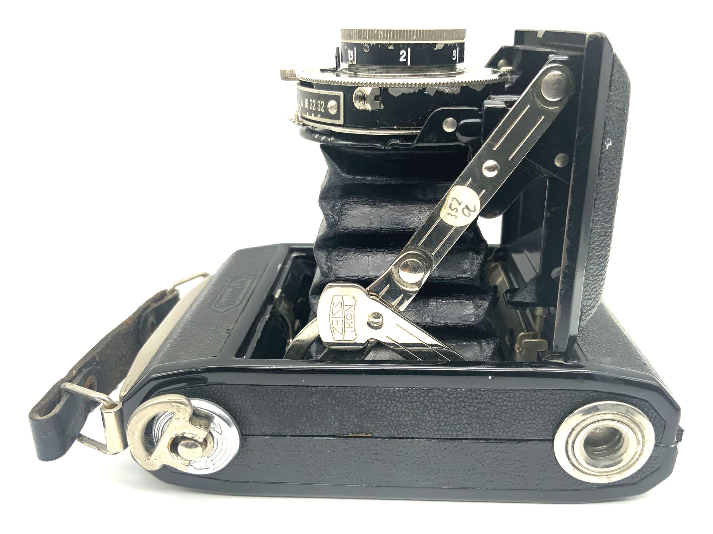 Appareil photo pliable Zeiss Ikon Ikonta 520 avec objectif Novar Anastigmat 1:4,5 7,5 cm 75 mm Telma