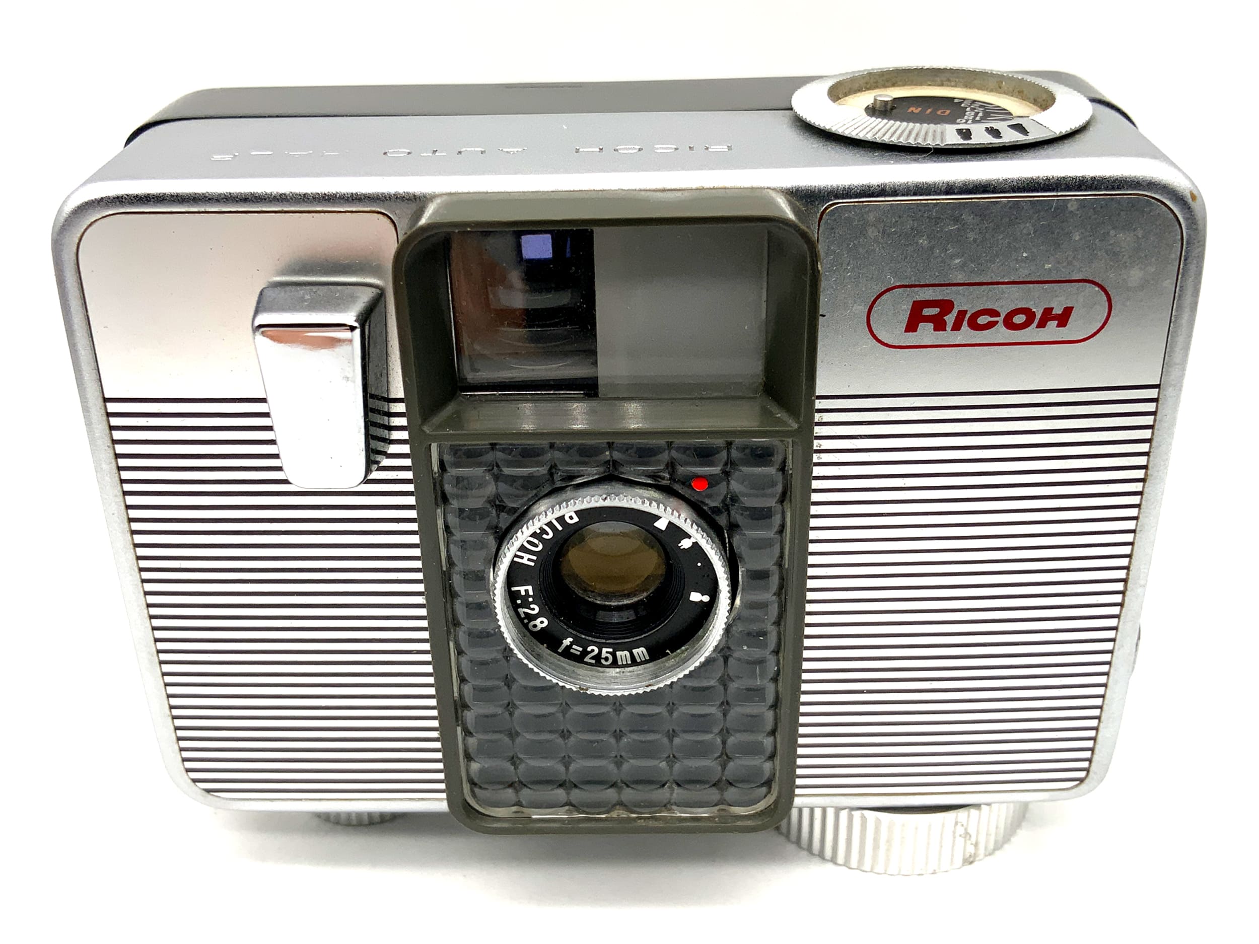 Ricoh Auto Half Sucherkamera mit Ricoh 25mm F:2,8 Halbformatkamera Analogkamera