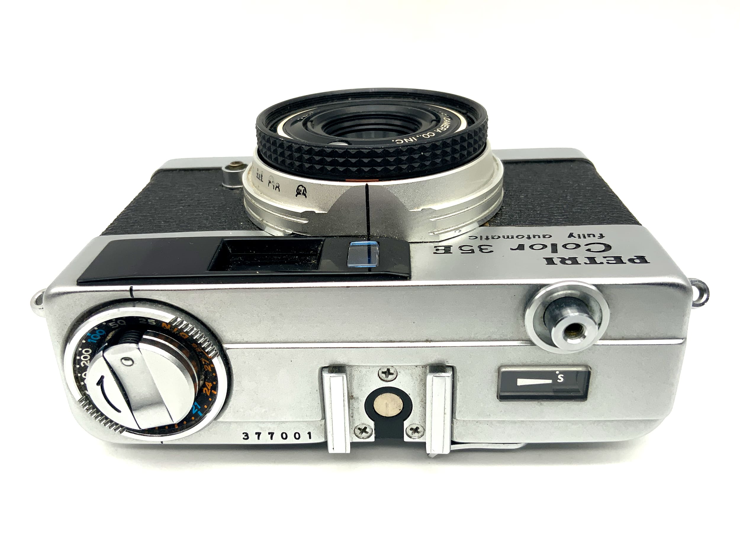 Petri Color 35E Sucherkamera mit 40mm 1:2.8 Kompaktkamera Analogkamera