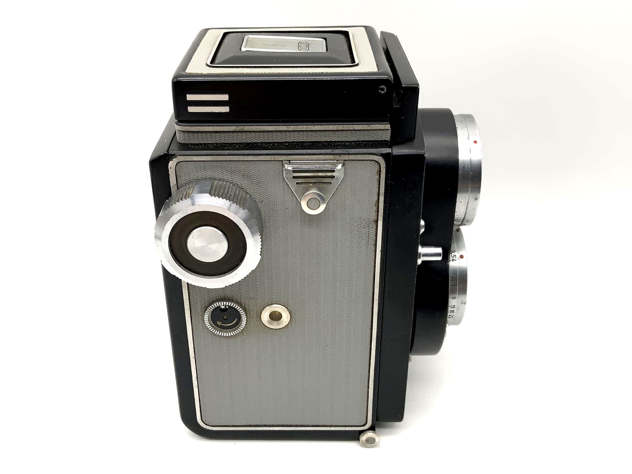 Meopta Flexaret Automat IV TLR with Belar 1:3.5/80 Metax medium format 6x6