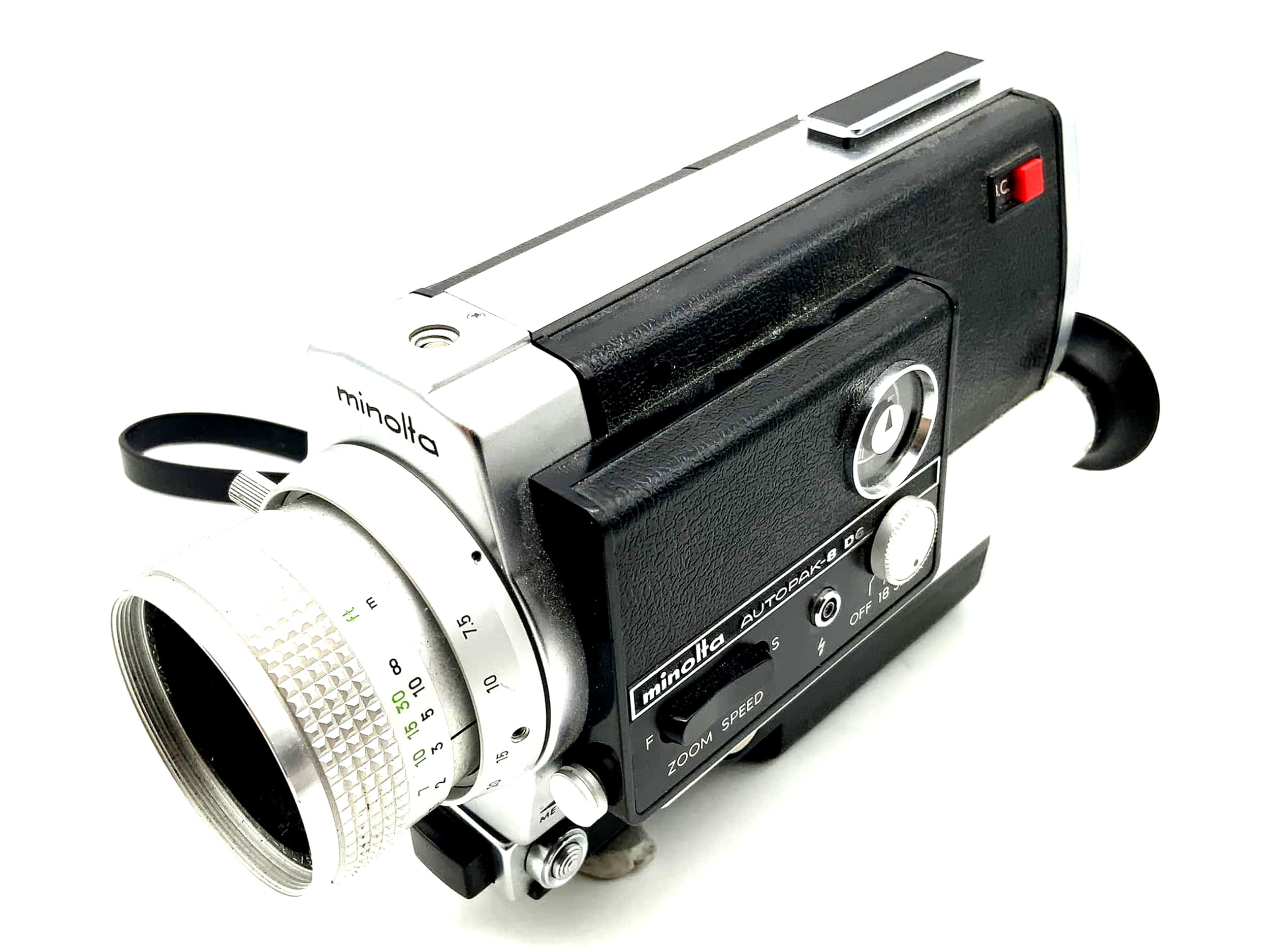 Minolta Autopak-8 D6 film camera with zoom Rokkor 1:1.8/7.5-45 Super 8 camera
