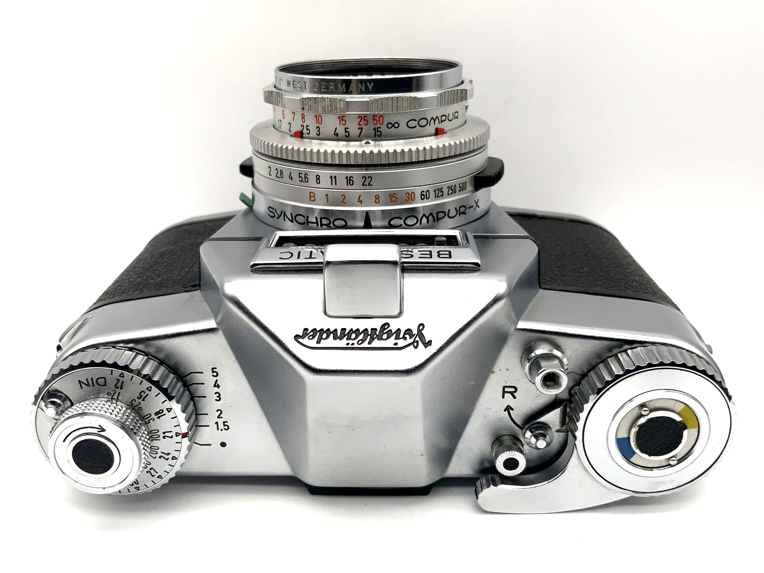 Voigtländer Bessamatic 35 mm SLR avec corps Color-Skopar 1:2,8/50 Synchro Compur-X