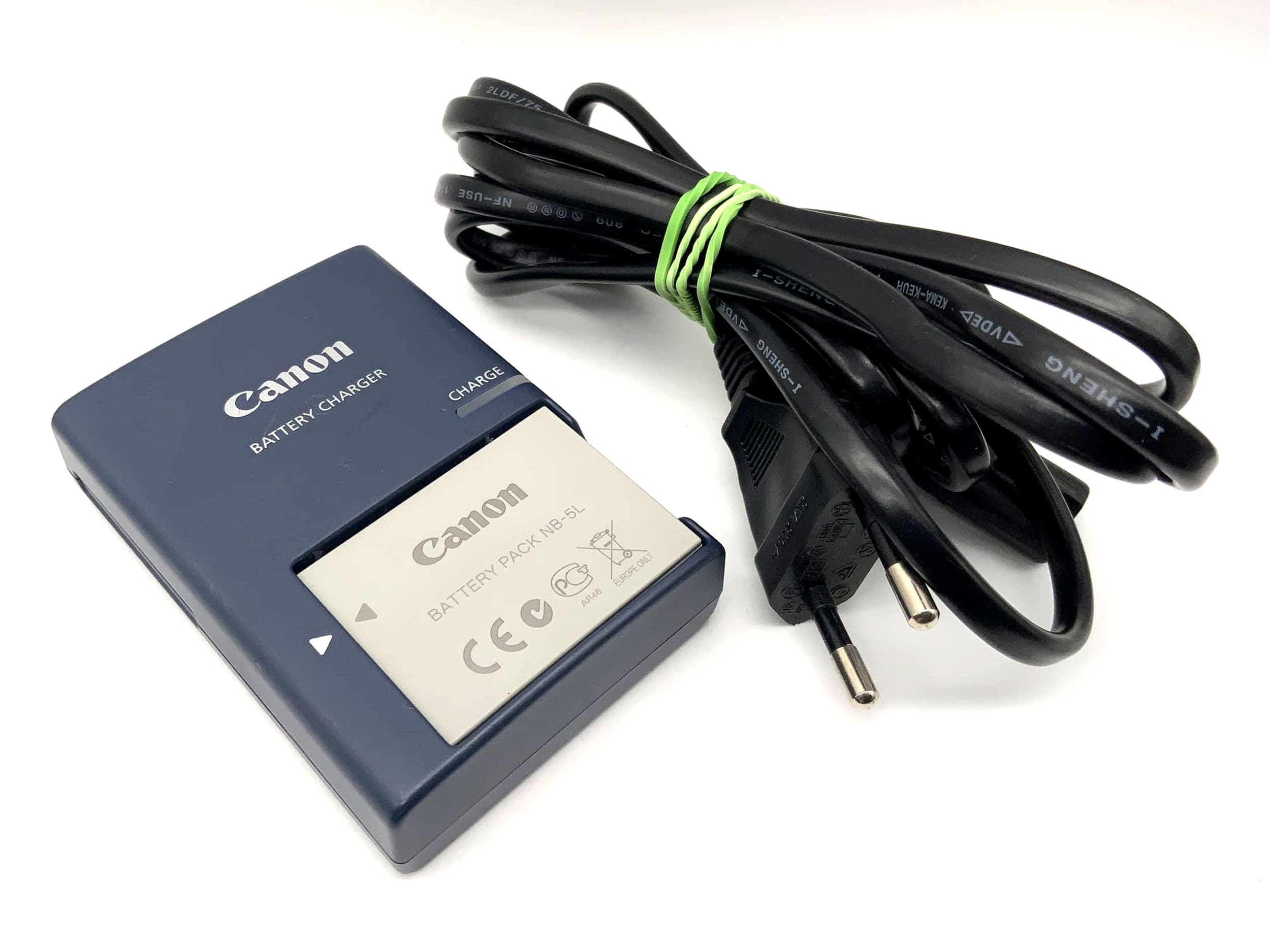 Canon PowerShot SX210 IS with Zoom Lens 14x IS 5.0-70.0mm 1:3.1-5.9 14.1 MP