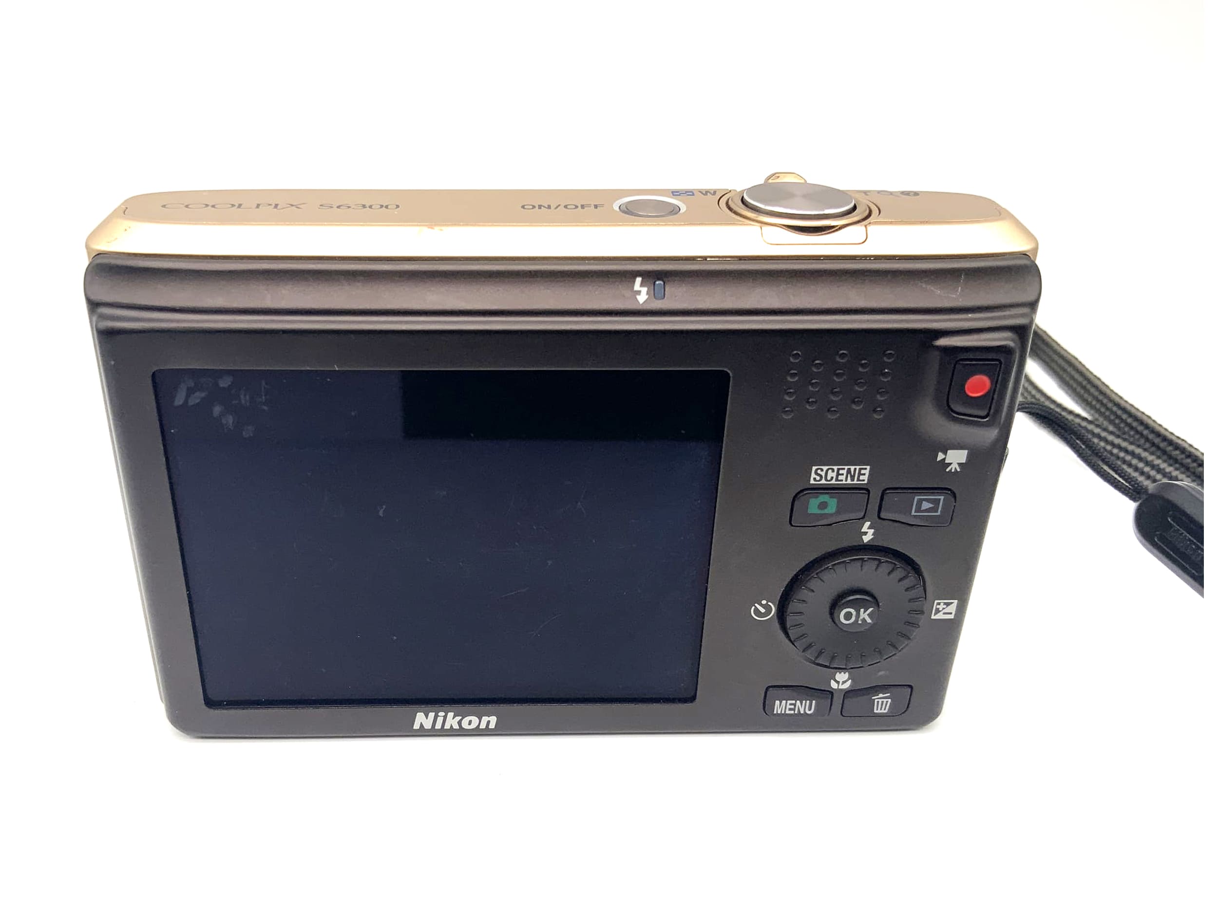 Nikon Coolpix S6300 avec objectif Nikkor 10x grand angle ED VR 4,5-45,0 mm 1:3,2-5,8 16,0 MP