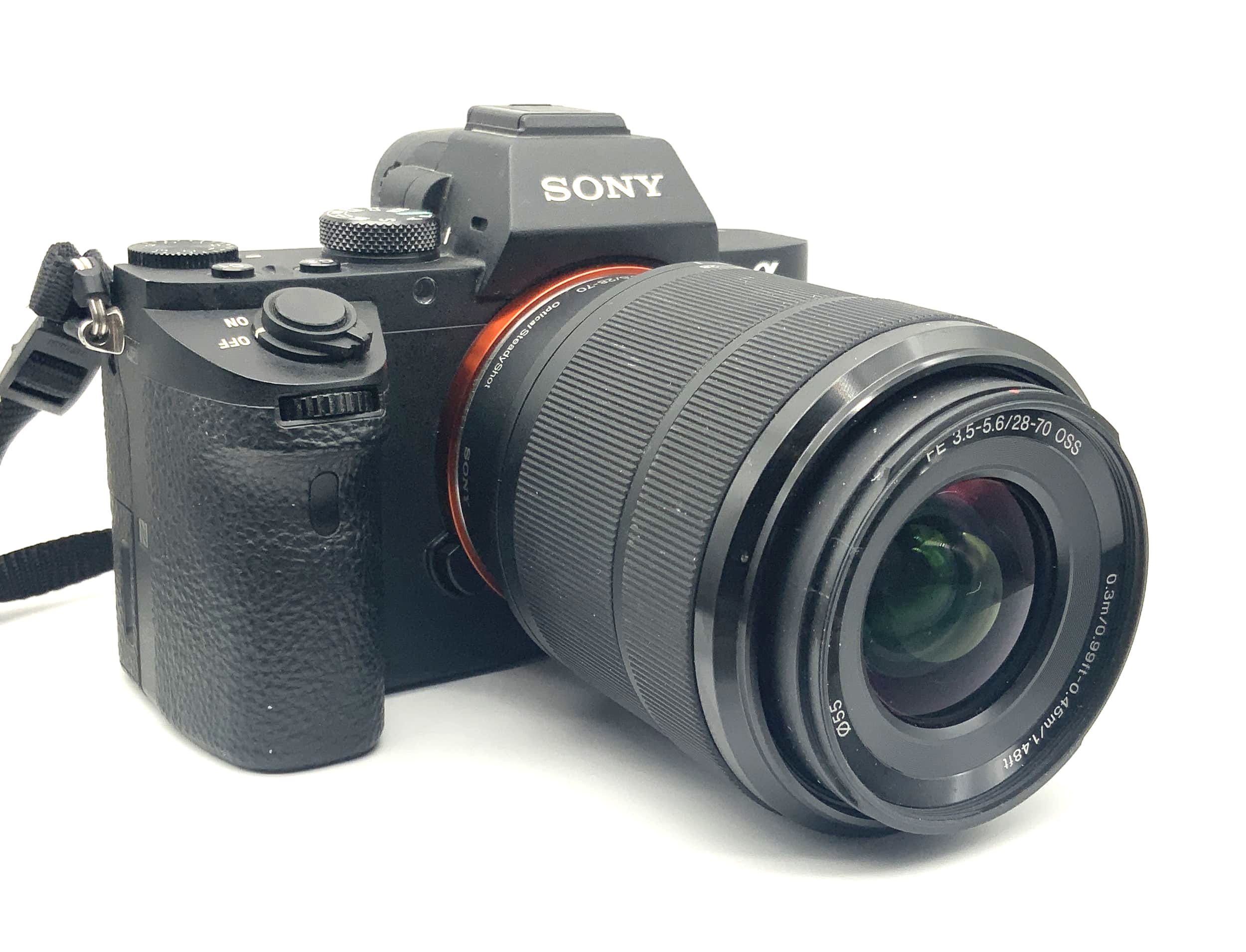 Sony Alpha 7 II with FE 3.5-5.6/28-70 oss 24.3 Mega Pixels Digital Camera System