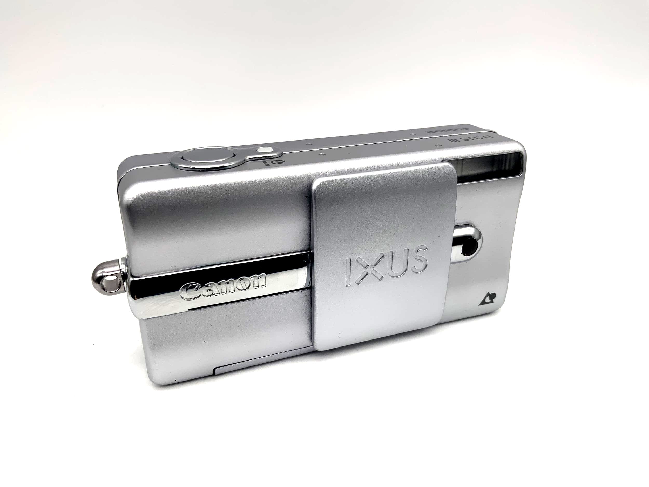 Canon IXUS III Point&Shoot mit Zoom Lens 23.5-54mm Analogkamera APS