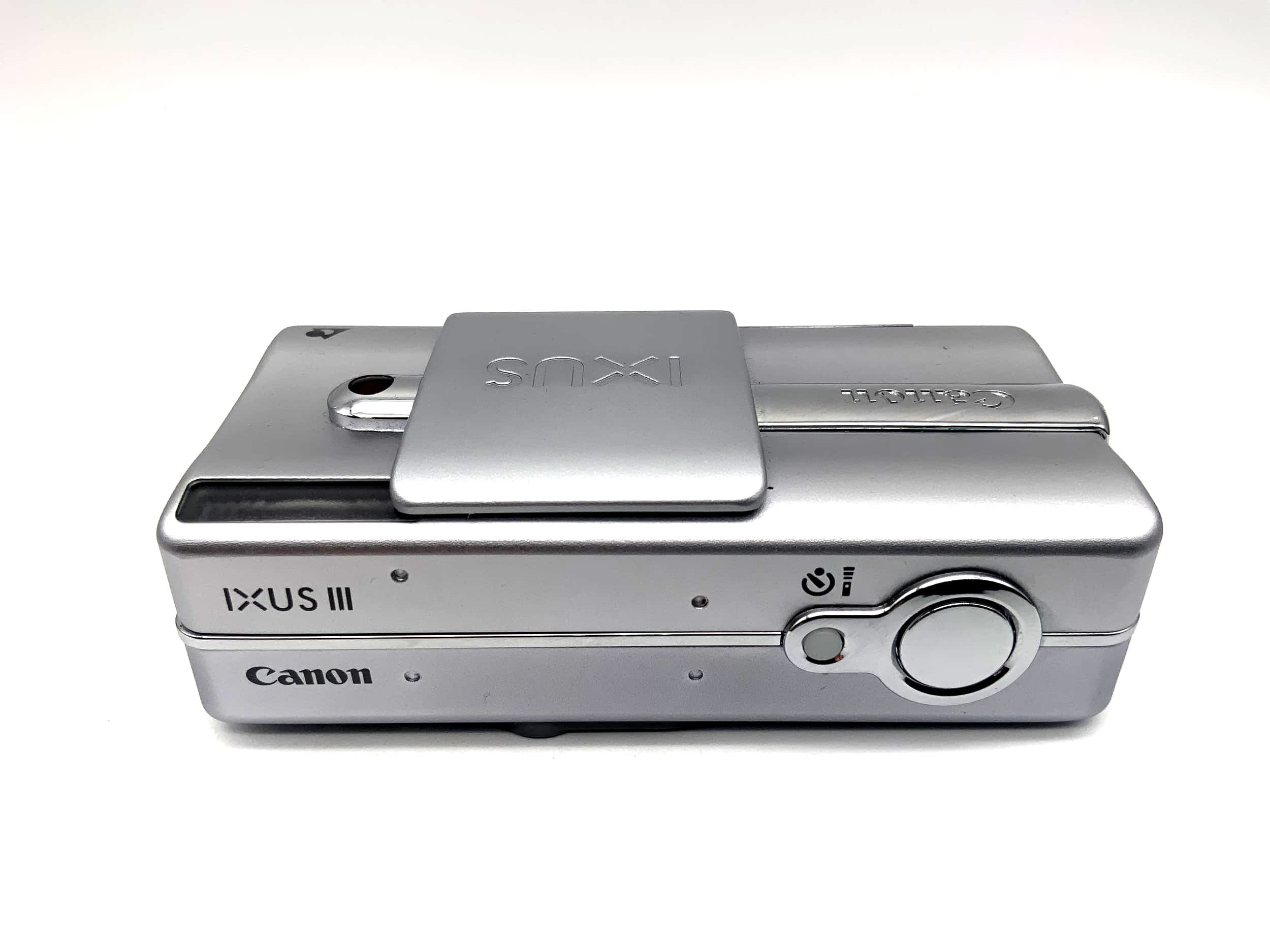 Canon IXUS III Point&Shoot mit Zoom Lens 23.5-54mm Analogkamera APS