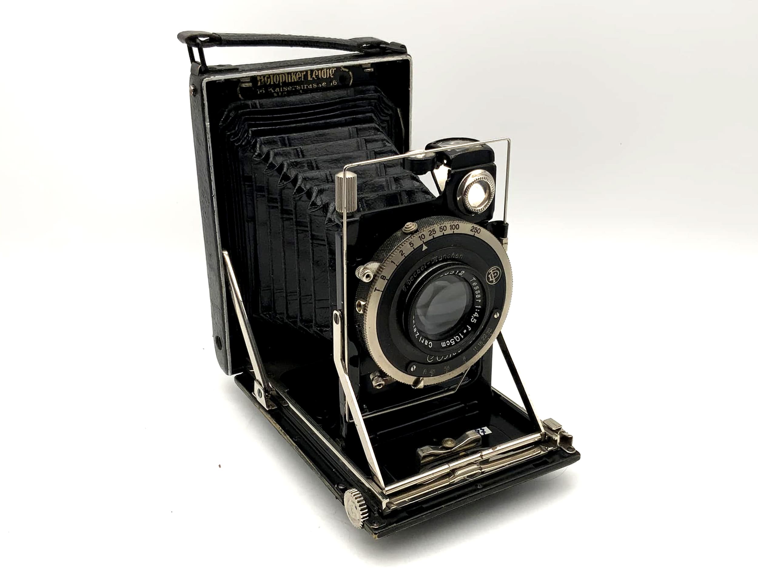 KW Patent Case Plate Camera with Carl Zeiss Tessar 1:4.5 f=10.5cm Compur