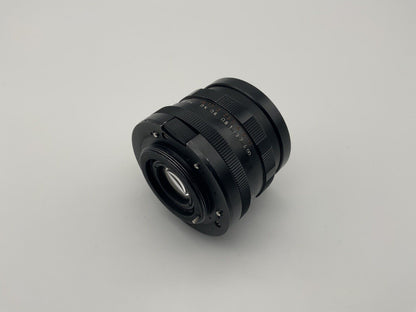 Objectif électrique Pentacon 1:2,8 / 29 mm grand angle M42 fabriqué en RDA