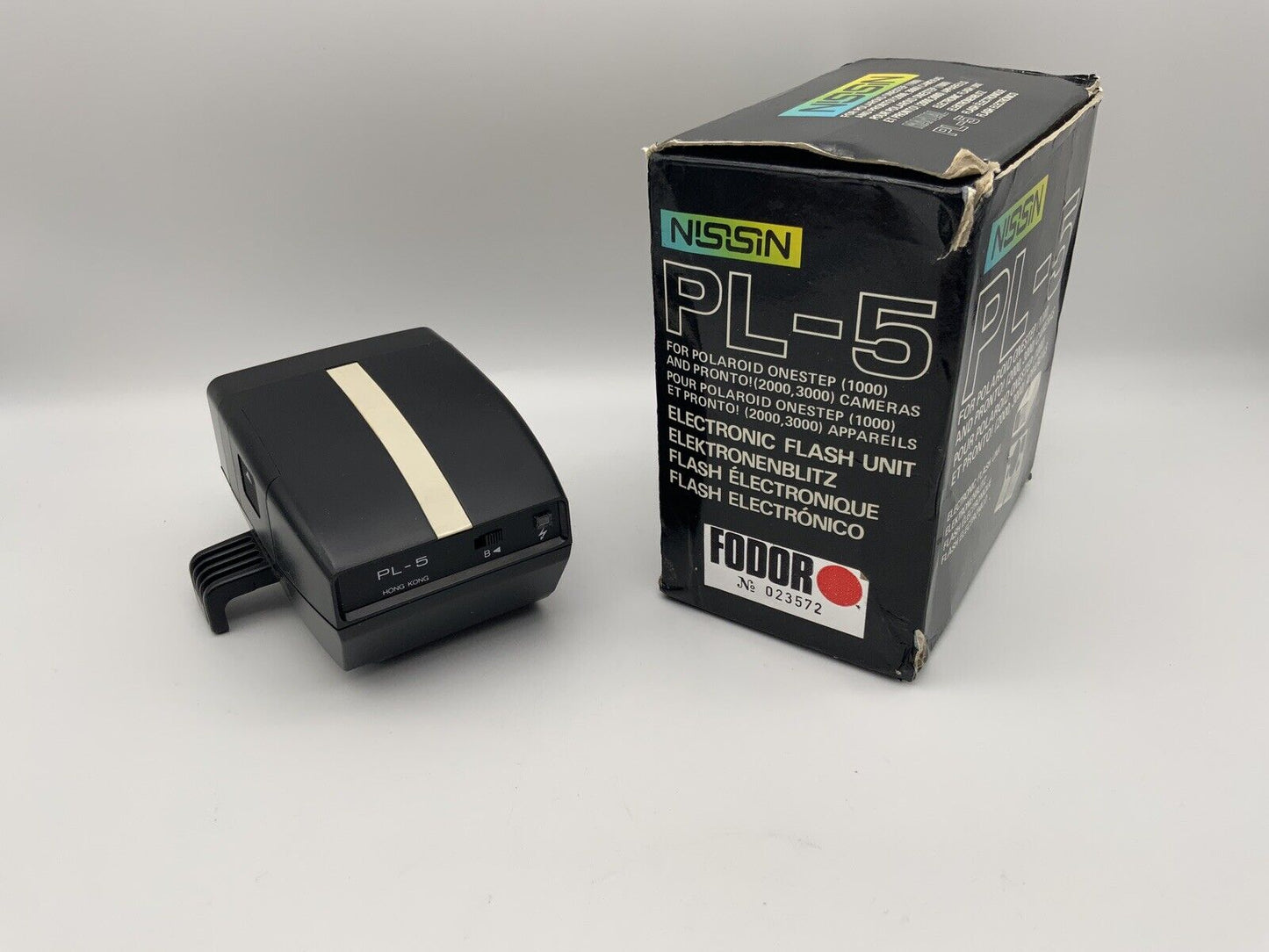 Nissin PL-5 flash unit for Polaroid instant camera clip-on flash light