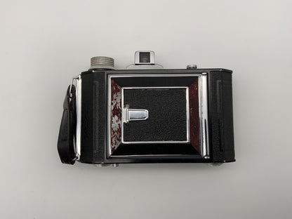 Welta Weltax with Anastigmat Victar 4.5/75mm, roll film two format 4.5x6 and 6x6