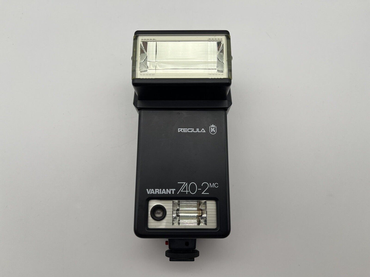 Regula Variant 740-2 MC analogue flash unit attachable flash light