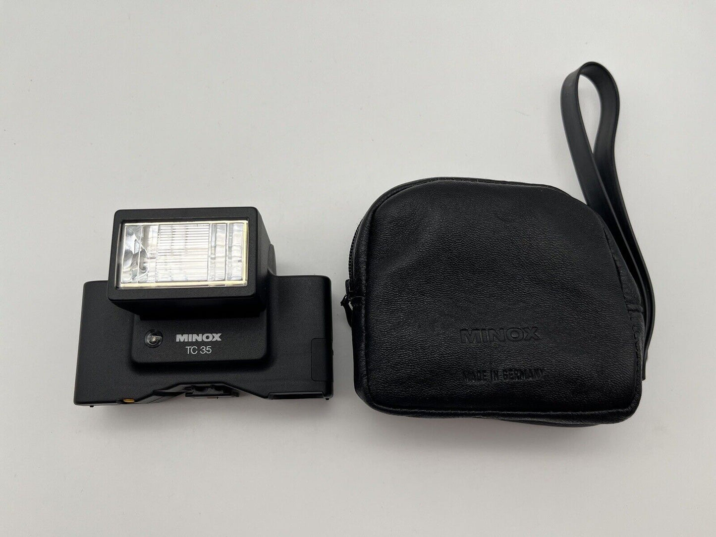 Minox TC35 analog flash unit attachable flash light