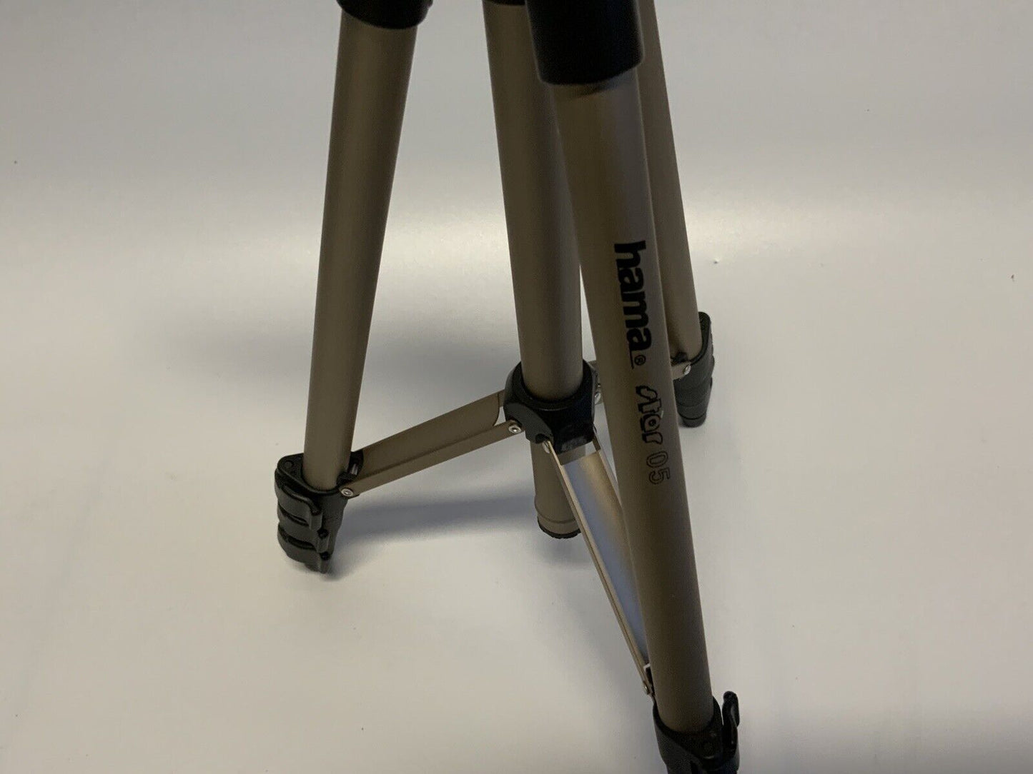 Hama Star 05 Stativ / Tripod / Dreibeinstativ / Kamerastativ