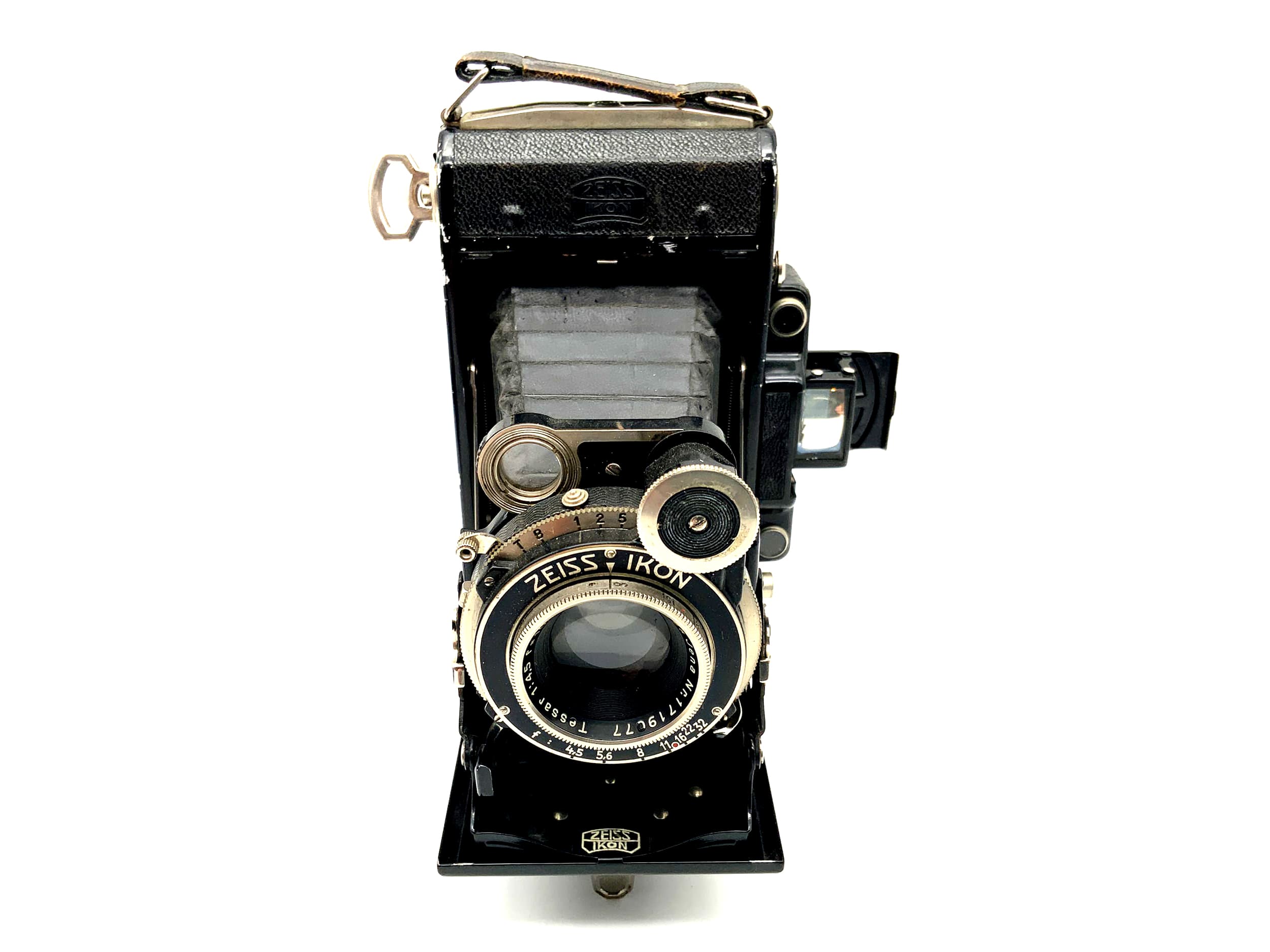 Zeiss Ikon Super Ikonta 530/2 folding camera with Tessar 1:4.5 f=10.5cm Compur 6x9