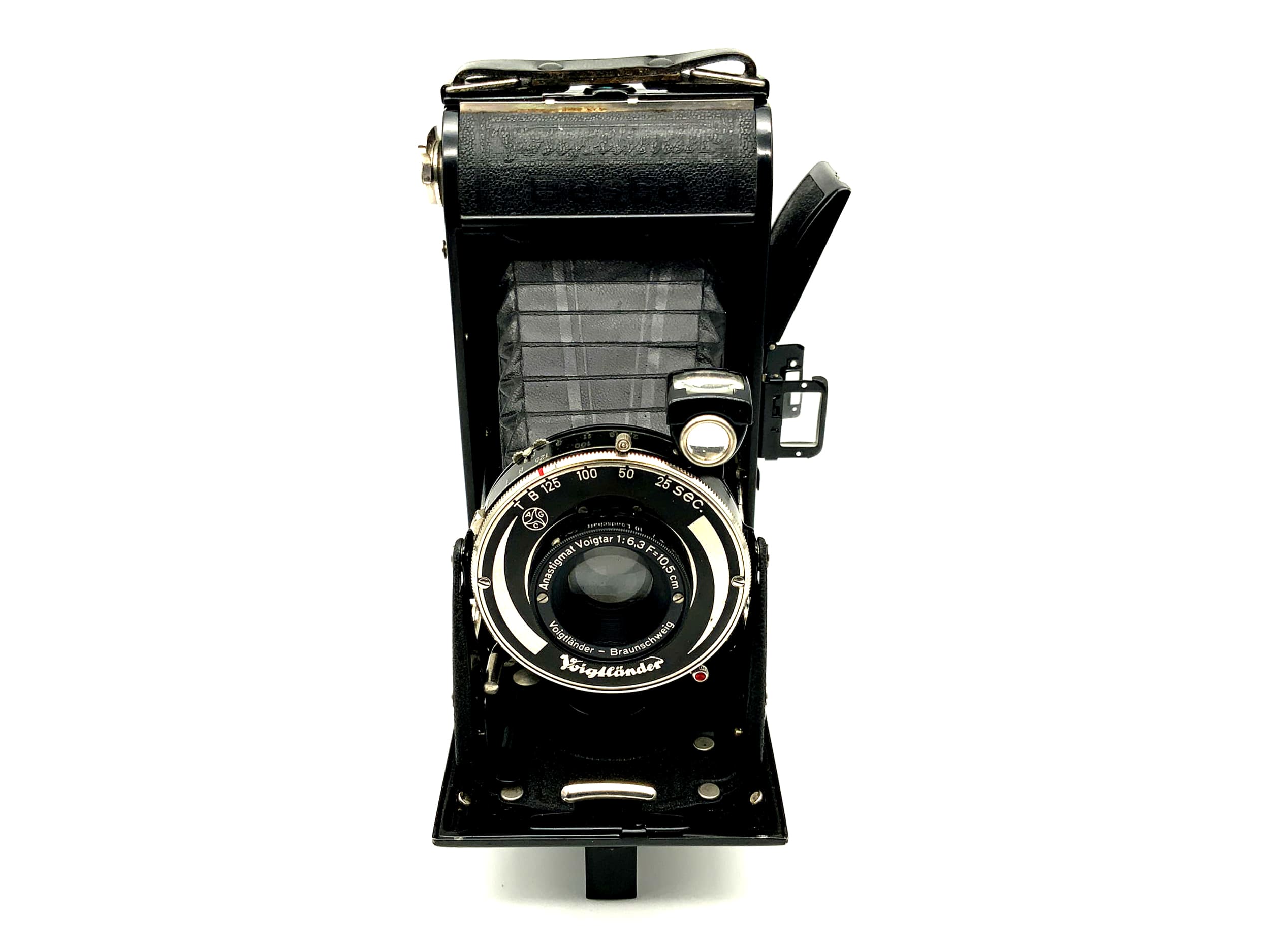 Voigtländer Bessa folding camera with Anastigmat Voigtar 1:6.3 F=10.5cm