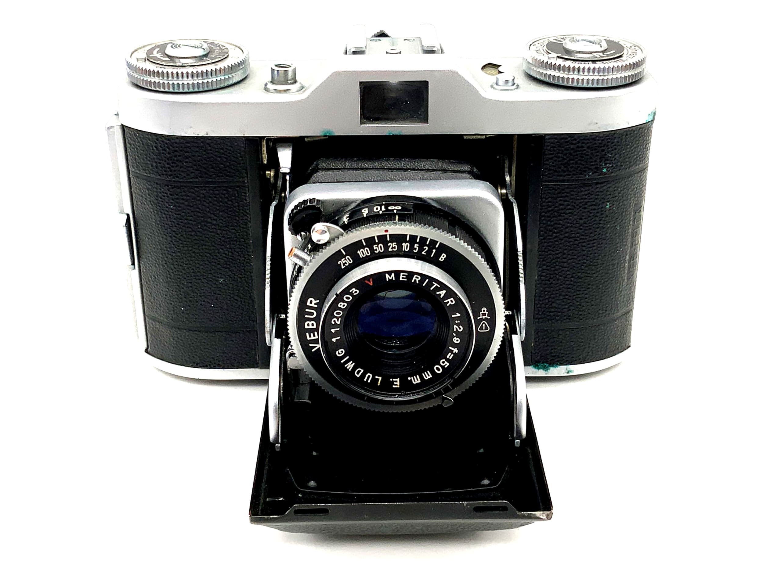 Balda Beltica folding camera with E. Ludwig Meritar red V 1:2.9 f=50mm Vebur