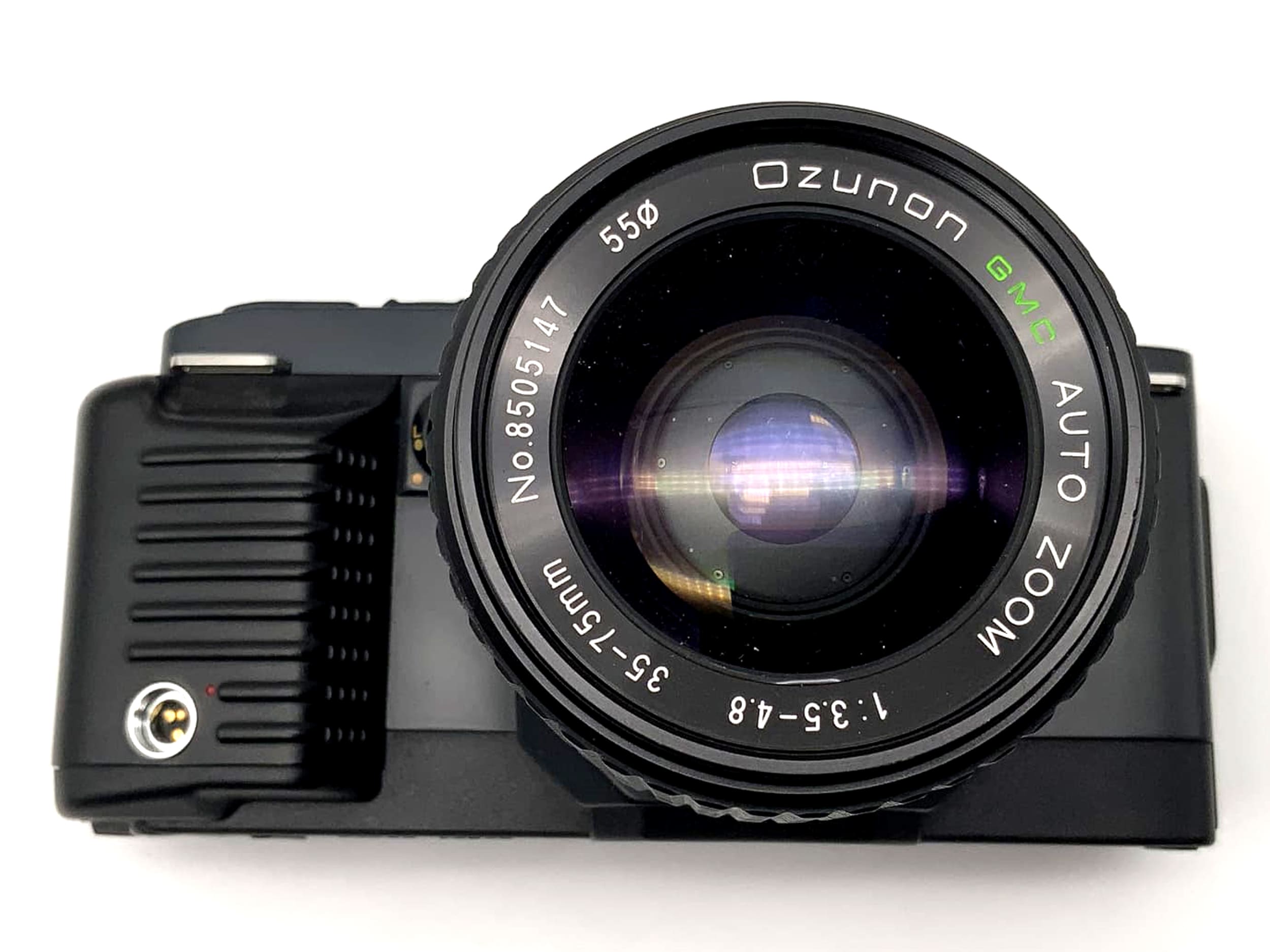 Appareil photo reflex analogique Canon T70 avec objectif Ozunon GMC 1:3,5-4,8 35-75 mm