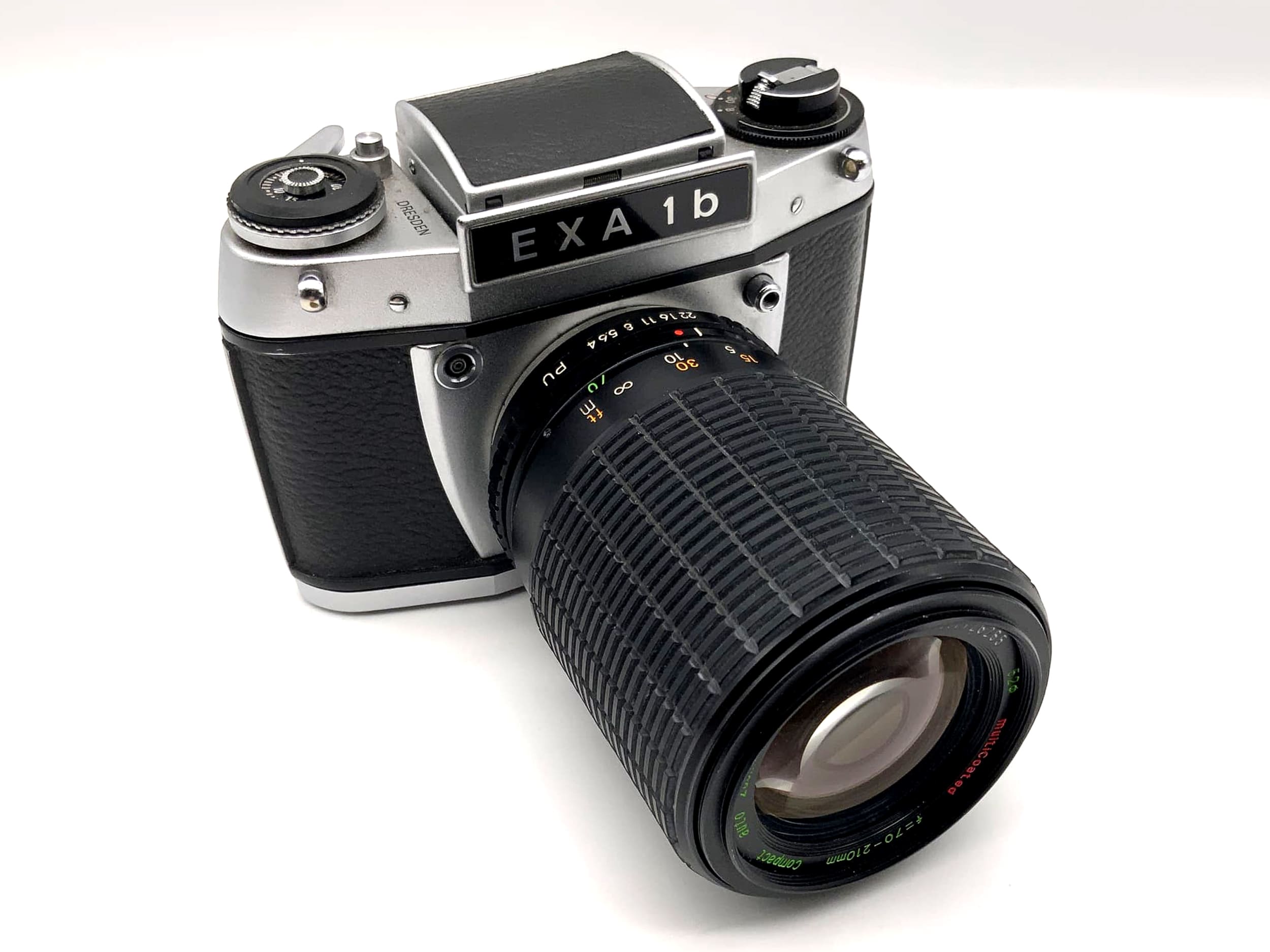 Exakta EXA 1b avec appareil photo reflex à objectif 4.0-5.6 70-210 mm analogique 35 mm