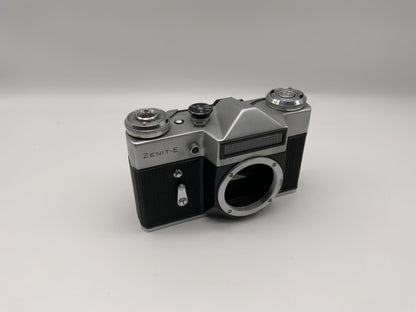 Zenit E !Beli defekt! Body Gehäuse SLR Kamera analoge Spiegelreflexkamera 35mm