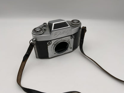 Exakta Exa II Body Gehäuse SLR Kamera analoge Spiegelreflexkamera