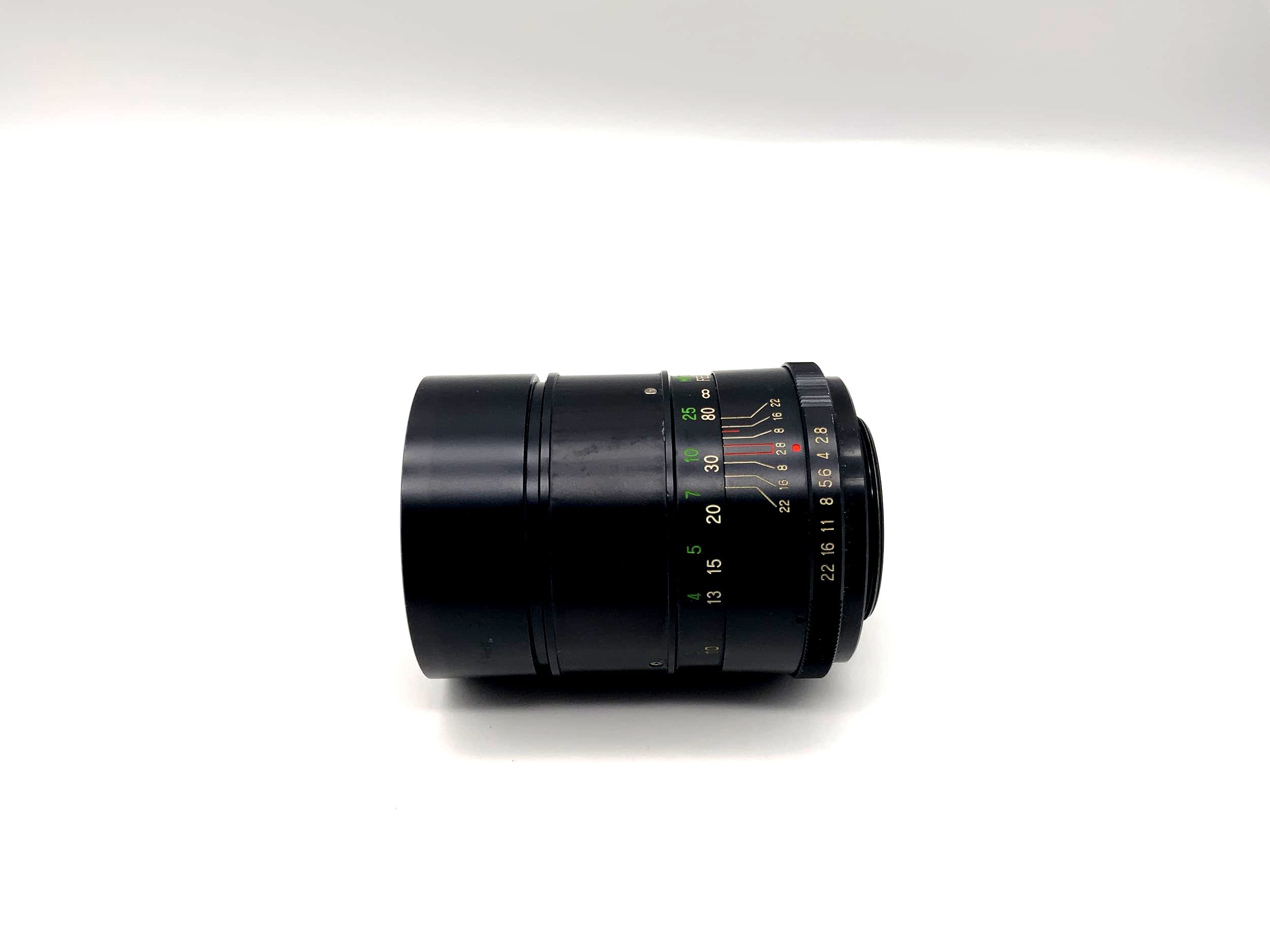 Vivitar 135mm f/2.8 lens analog M42