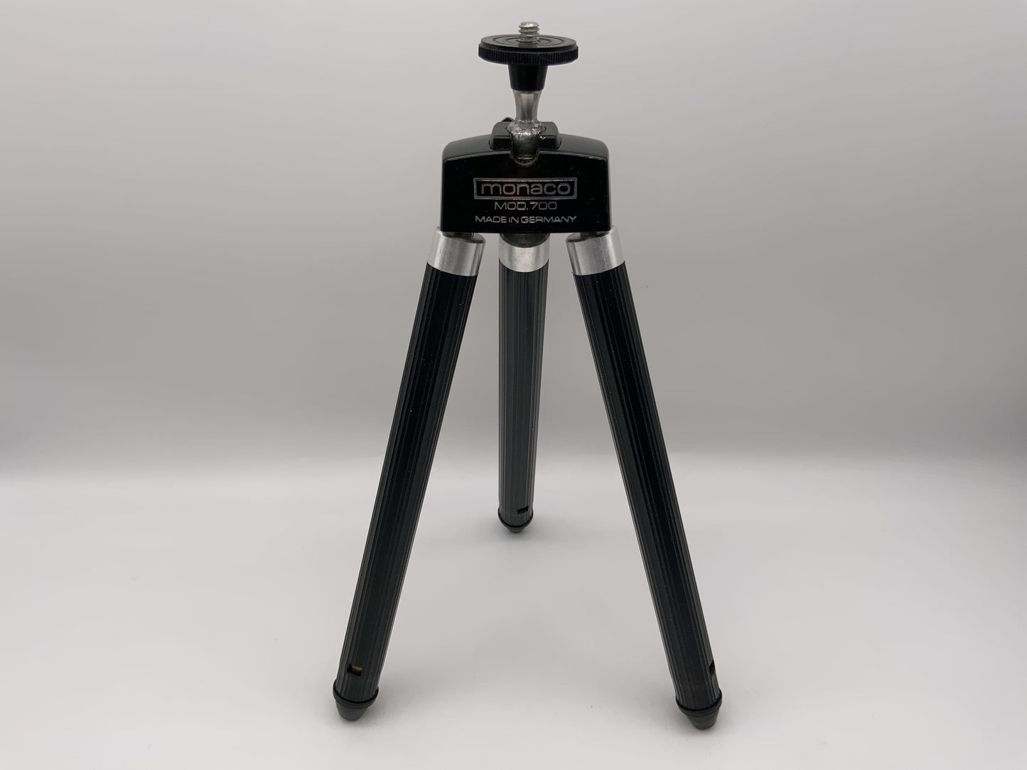 Monaco Mod. 700 Tischstativ Tripod Dreibein Taschenstativ