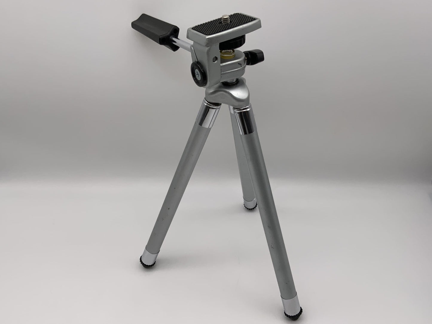 Tischstativ  Tripod Dreibein Taschenstativ